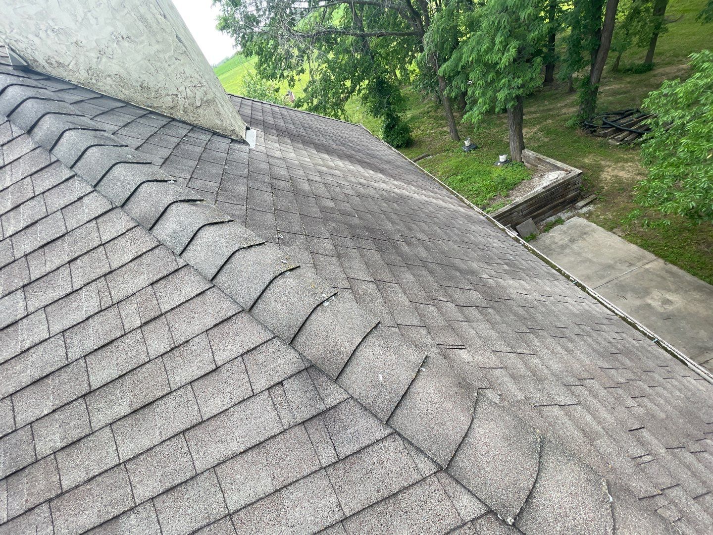 Complete Home Makeover  by EEC  Windows, Siding & Roofing 