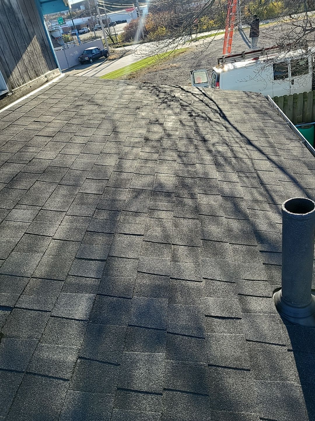 ATLAS PINNACLE COLOR: BLACK SHADOW DRIP EDGE: WHITE by Eagle Eye Roofing