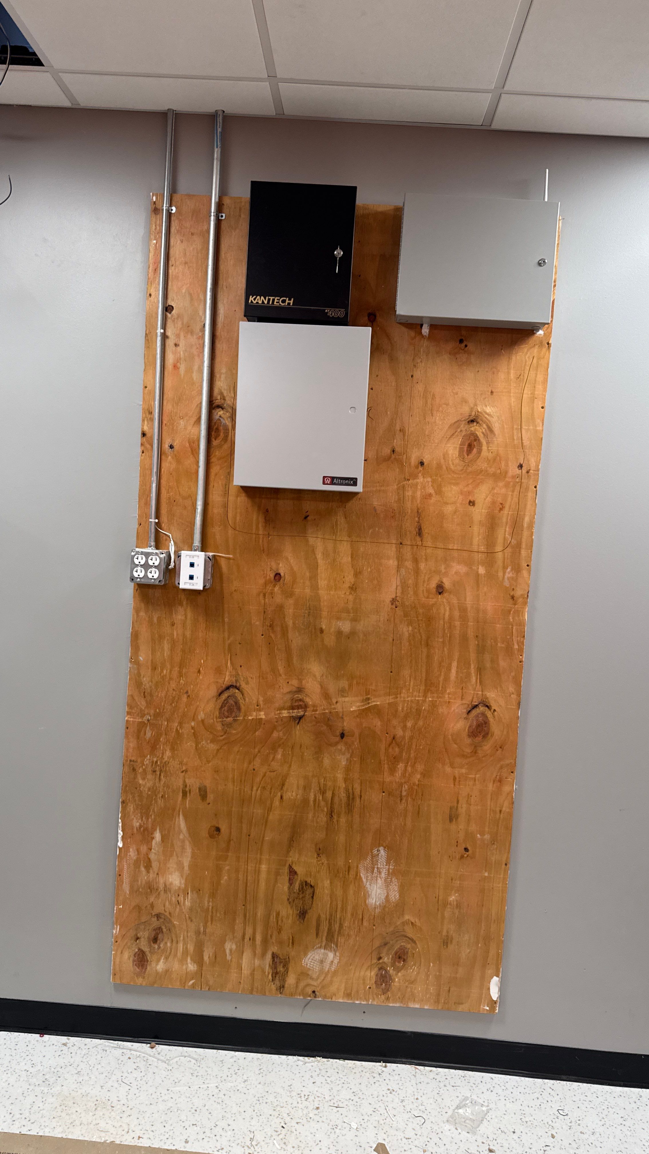  Consumer Cellular Retail Store Buildout – Largo, FL – Security, Networking & Low-Voltage Installation by TeleCommPro