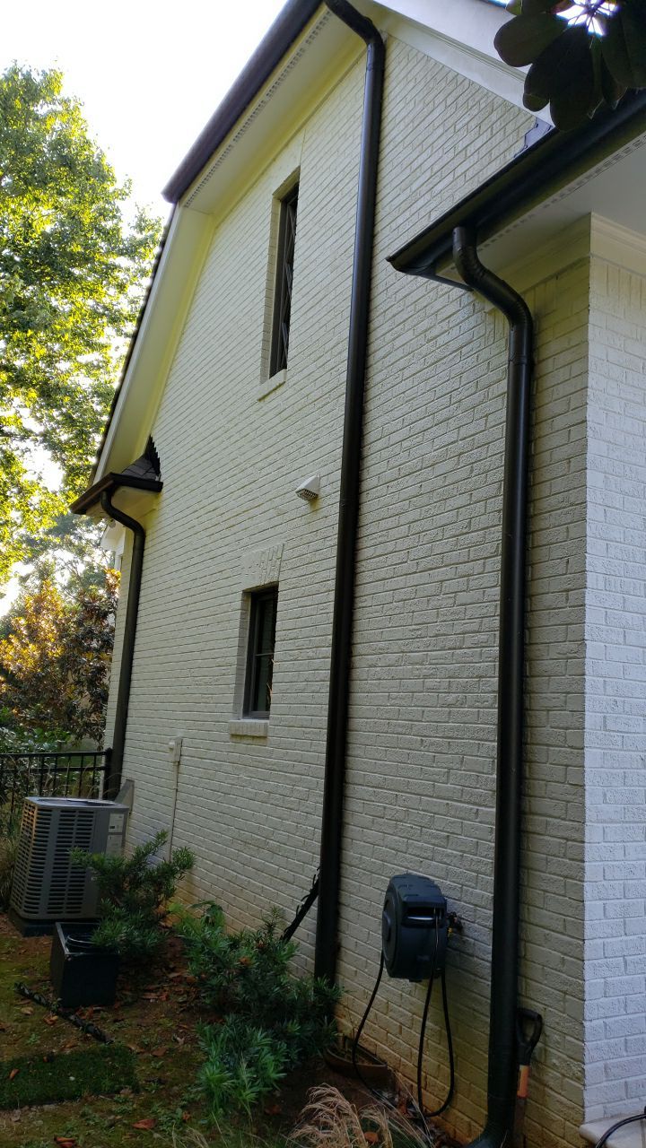 House Wash using cleaner by Power Wash Masters LLC
