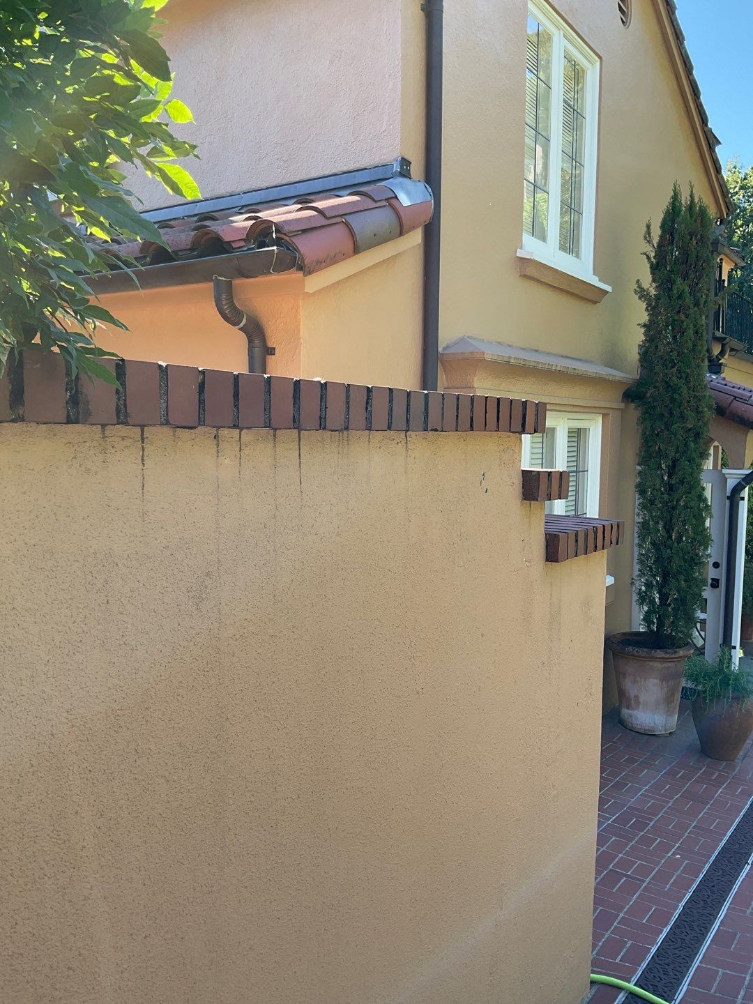 Flat work using Pressure washing no chemicals by Willamette Outdoor Wash LLC
