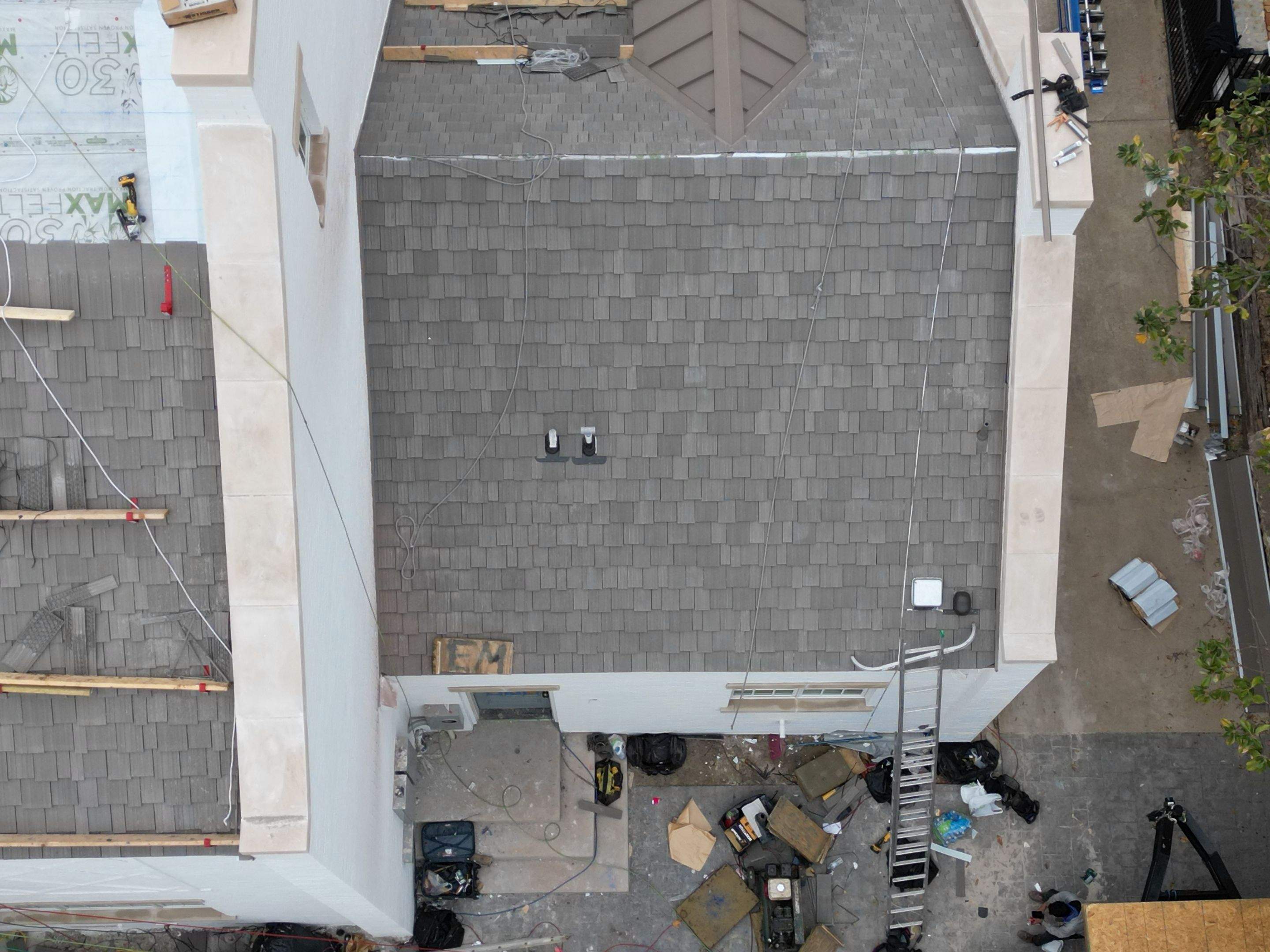 Residential Roofing Installation using DaVinci Multi Width Shake by Harvey Roofing & Construction