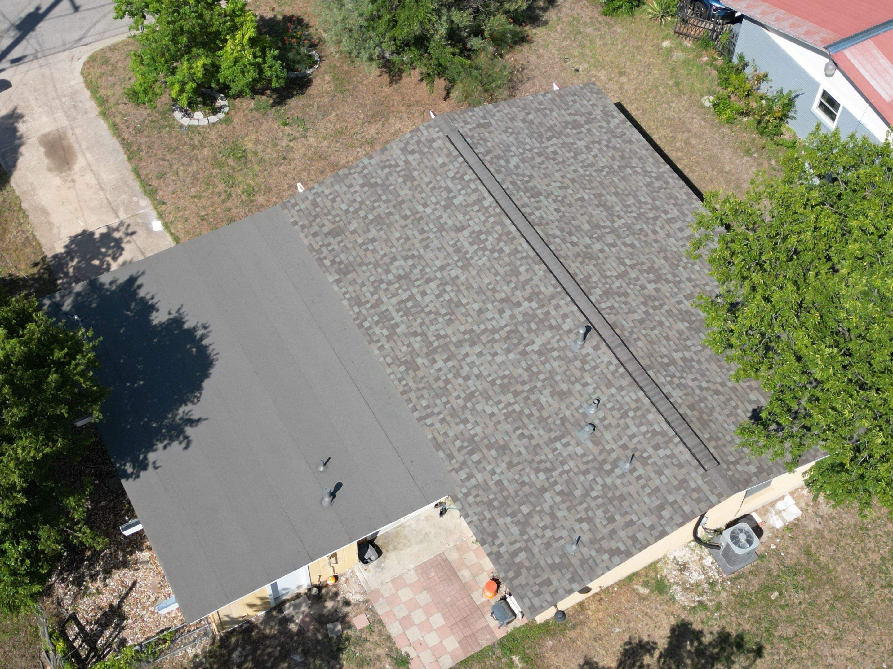 Driftwood - Owens Corning TruDefinition Duration  by RoofsOnly.com