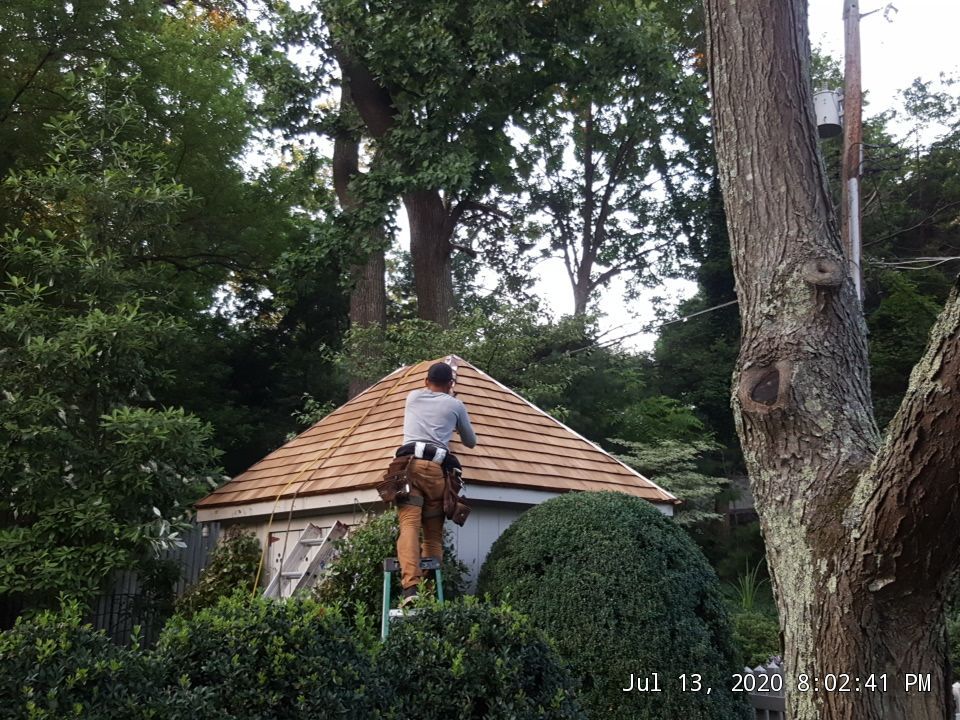 Cedar Roof in Ruxton using Cedar Roof by Roof Right Inc