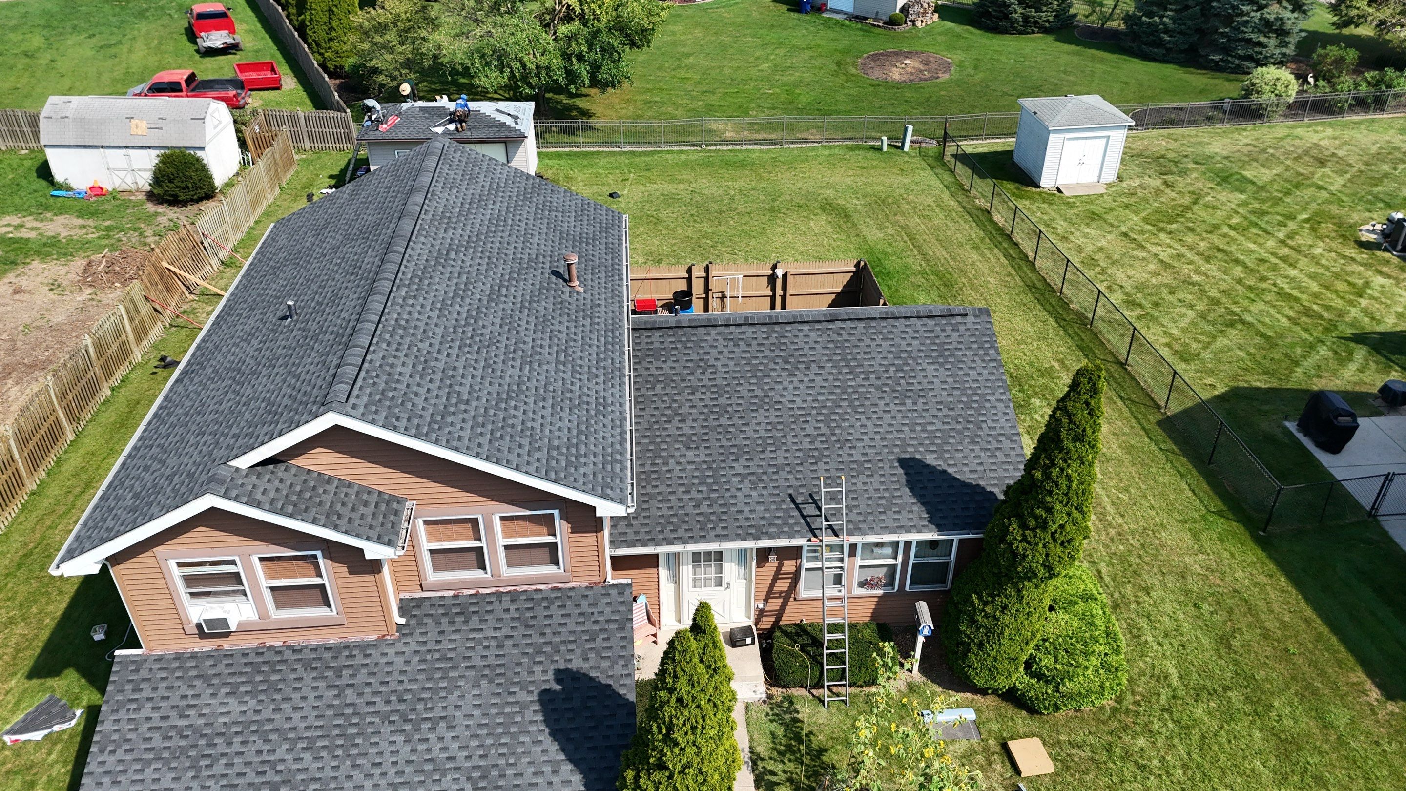 GAF Charcoal Shingle Roof Replacement in Frankfort, IL — photo 2