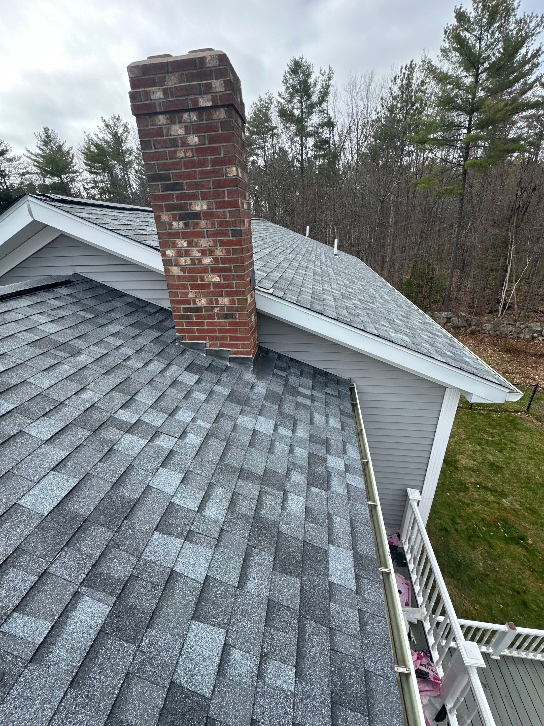 🏡 Multi-Story Roof Installation – Raymond, NH by Tall pine roofing