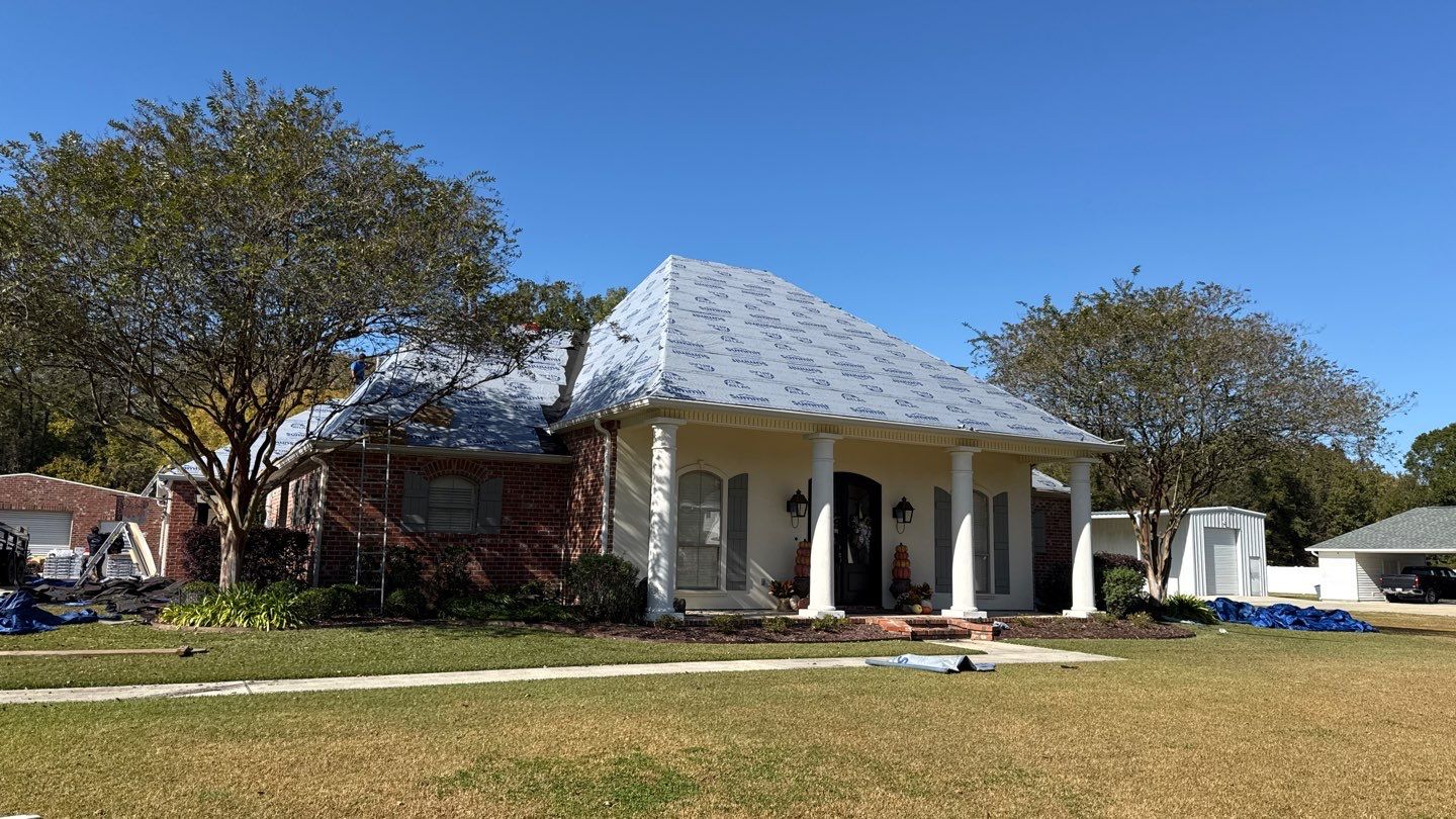 Atlas Pinnacle Pristine Weathered Shadow w Hi profile Ridge Cap by Top Team Roofing & Construction