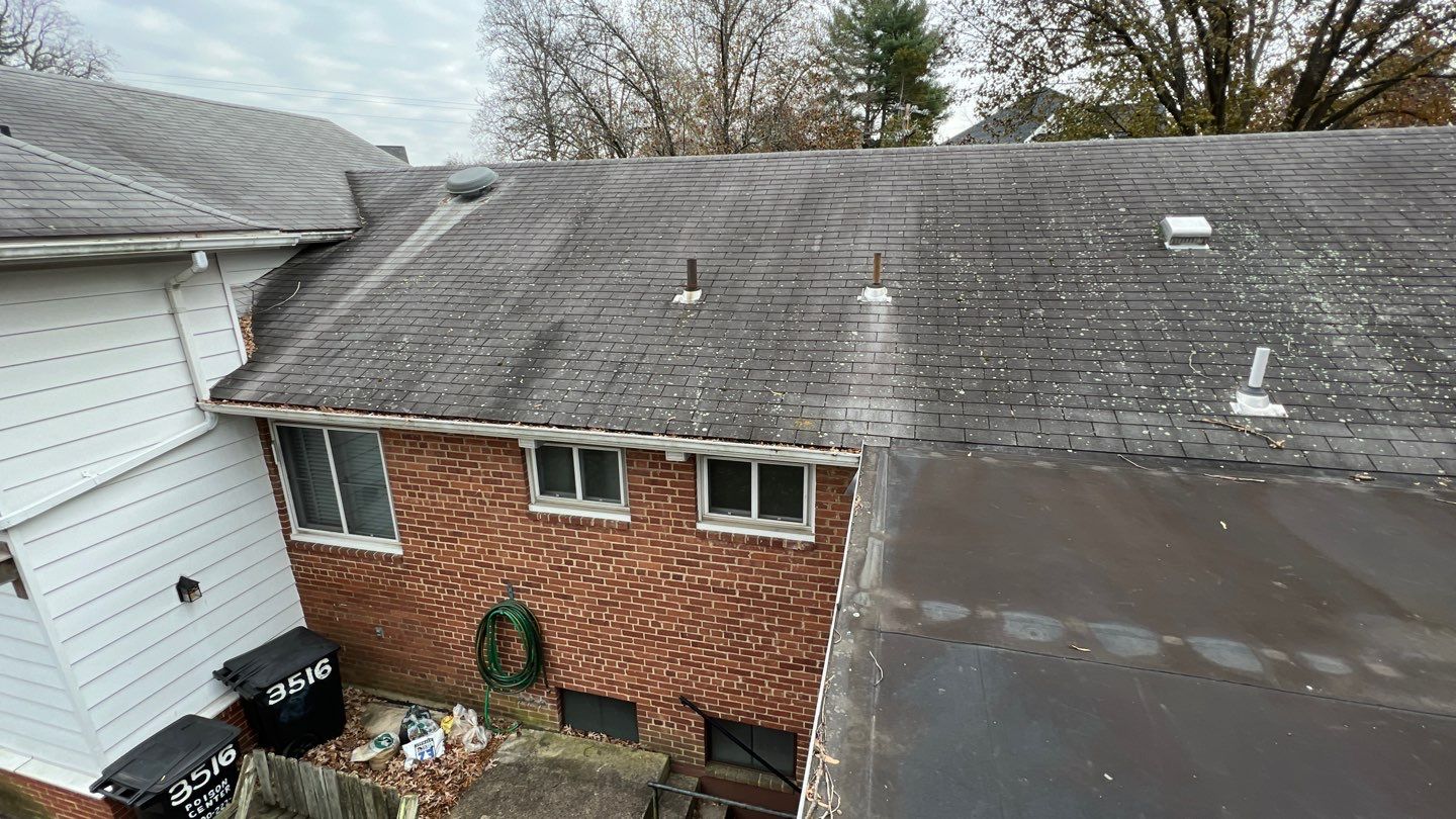 Arlington: CertainTeed Landmark Designer Shingles in Cobblestone Gray by RM Banning, Inc.