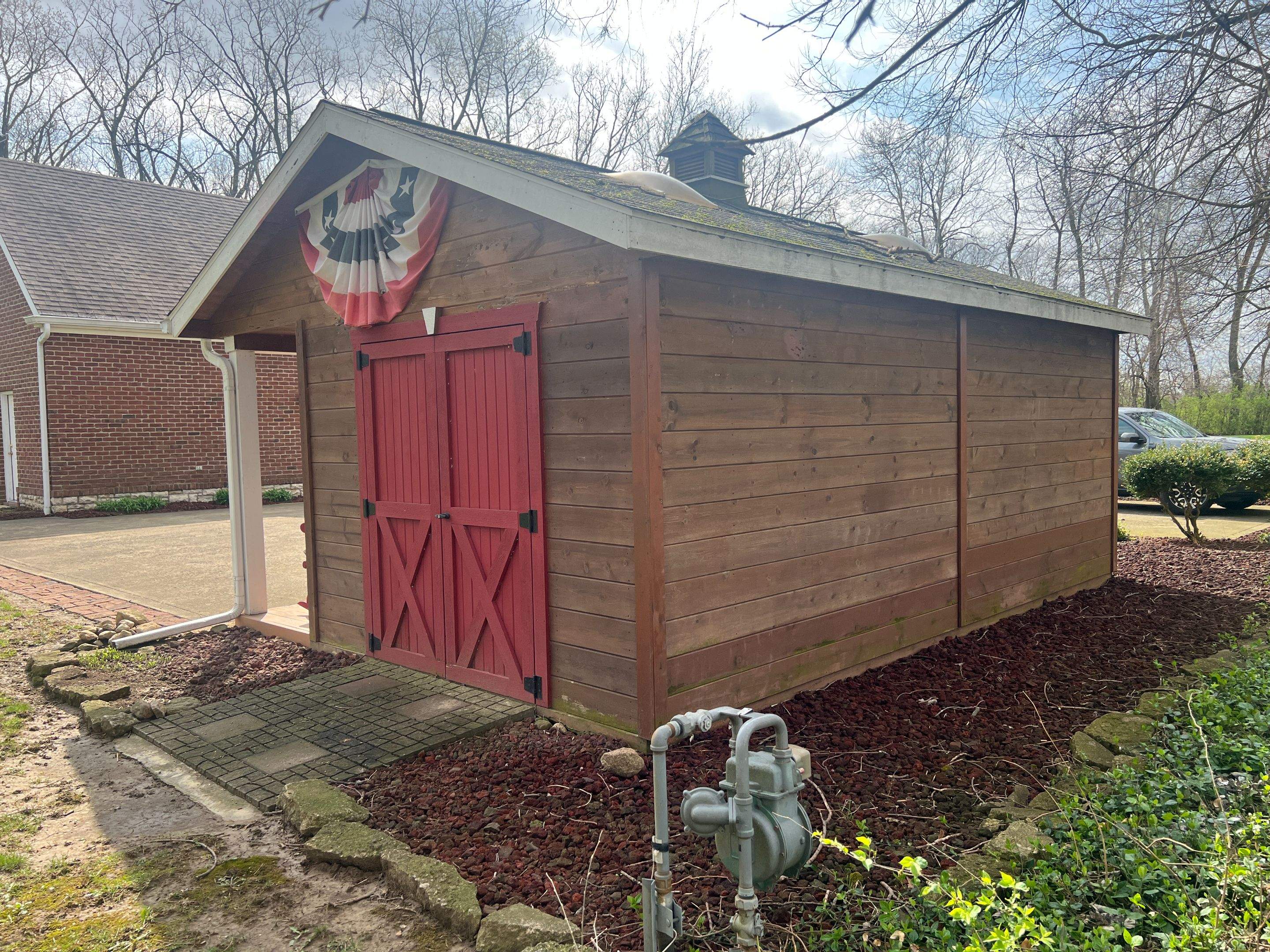 Circleville Vinyl Board & Batten by Canopy Contracting