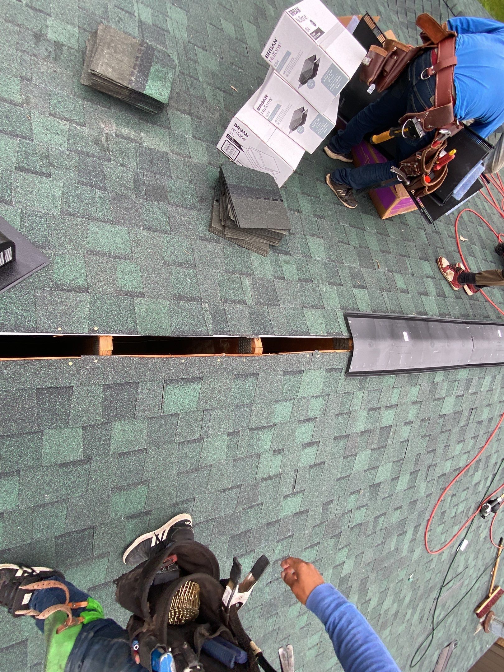 Roof Replacement using CertainTeed Landmark by 180 Contractors