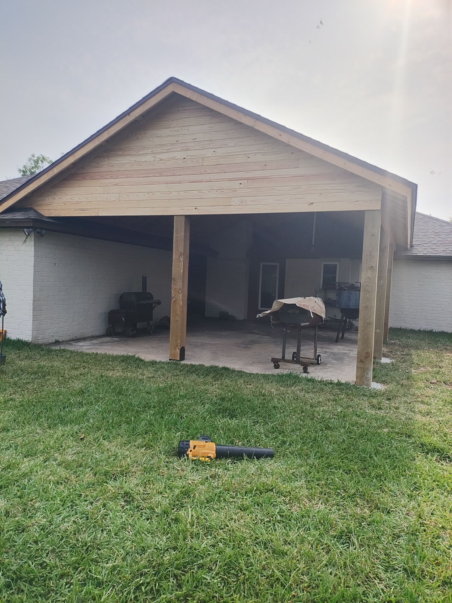 Patio Cathedral by Bayfront Roofing and Construction
