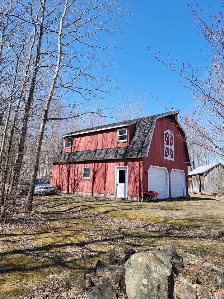 Gambrel Roof by Rhino Roofing LLC