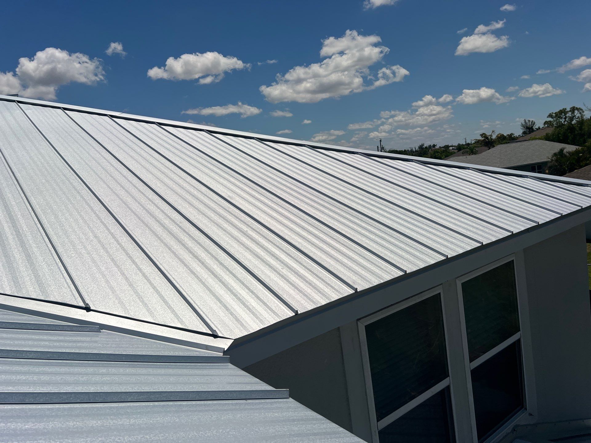 Residential Roofing Installation using Durabull Elite Seam System by Durabilis Roofing INC