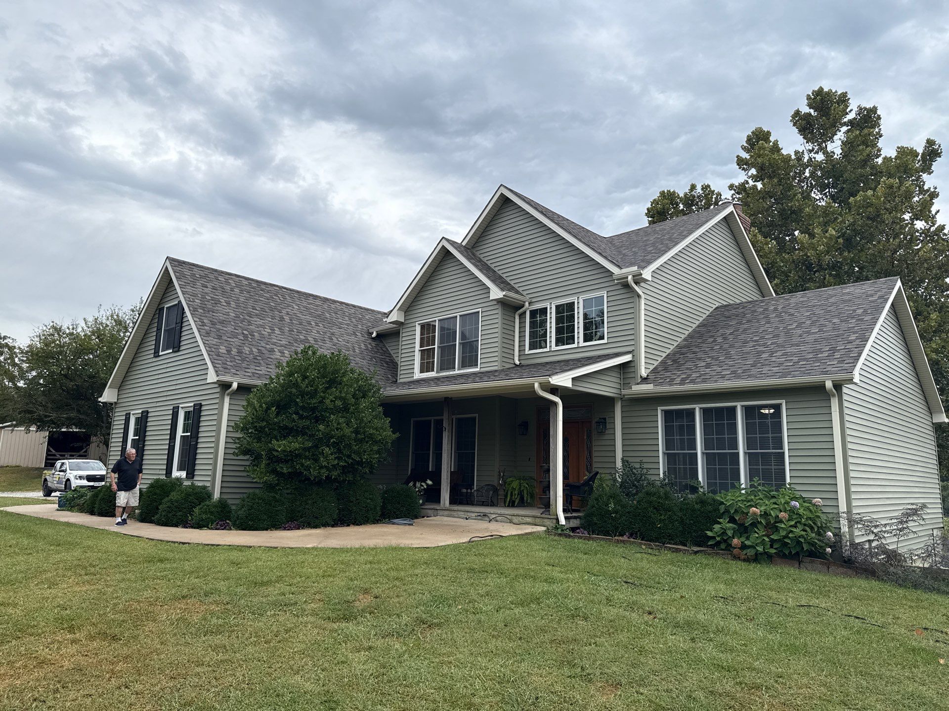 Comprehensive Residential Roof and Siding Replacement in Smithville Missouri by EEC Windows, Siding & Roofing