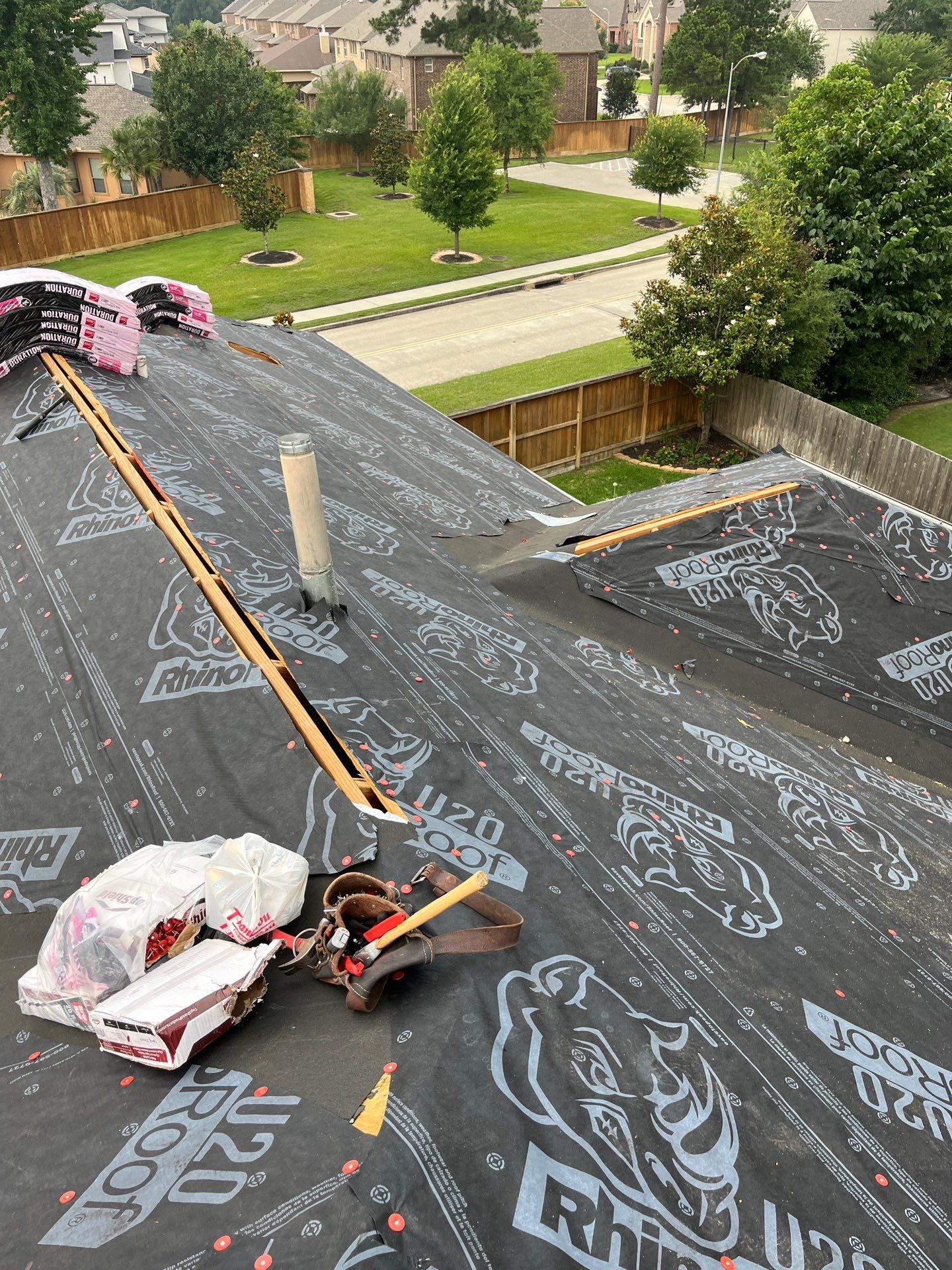 Residential Roofing Installation using Owen's Corning Duration (Lifetime) Shingles by Roof Repair Company