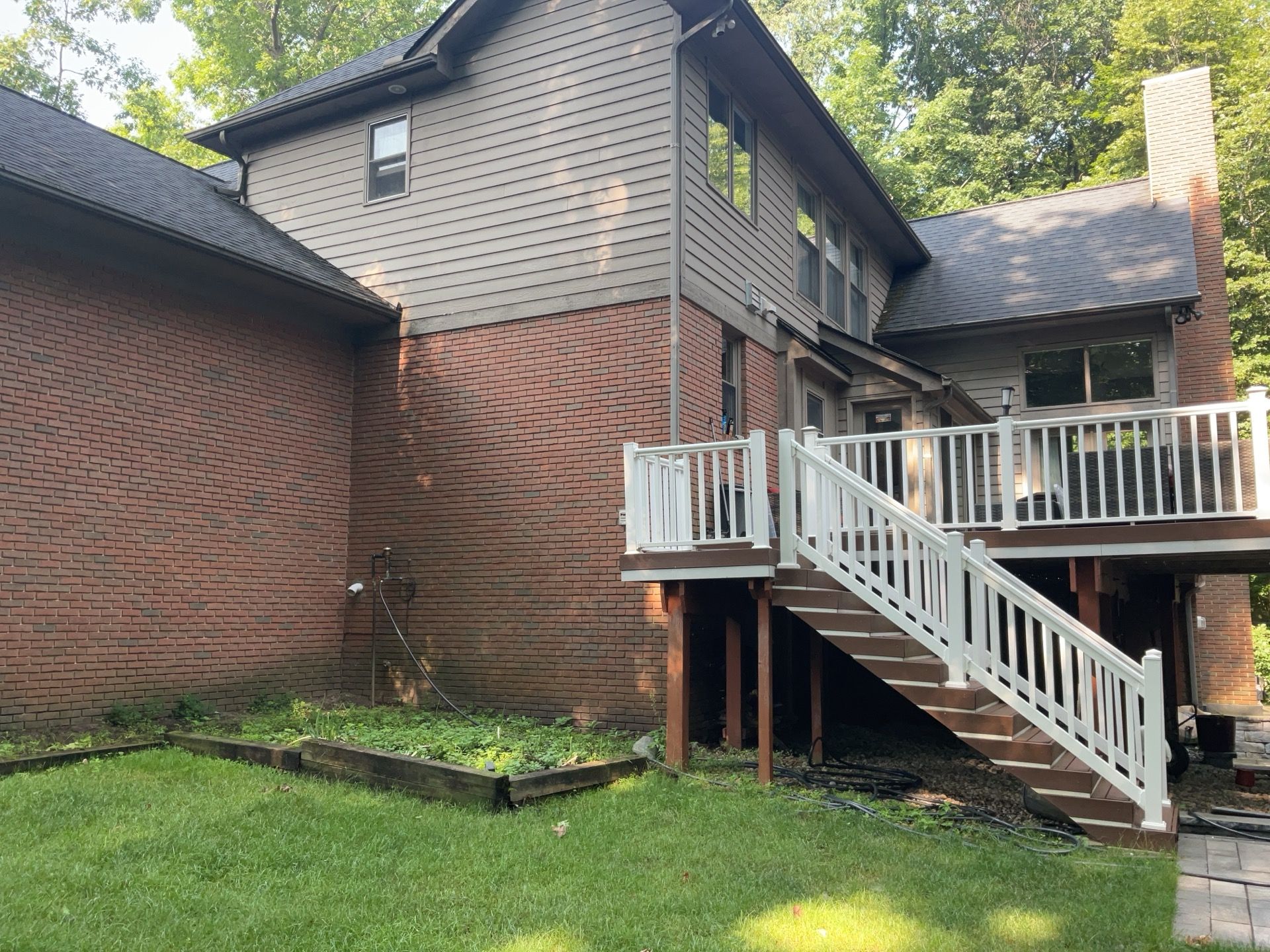 Siding Replacement using Alside S7 Cedar Mill Grain Cape Cod Grey by 180 Contractors