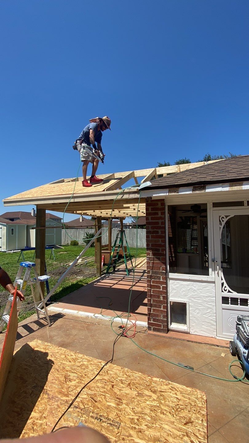 Back Yard Shade by Bayfront Roofing and Construction