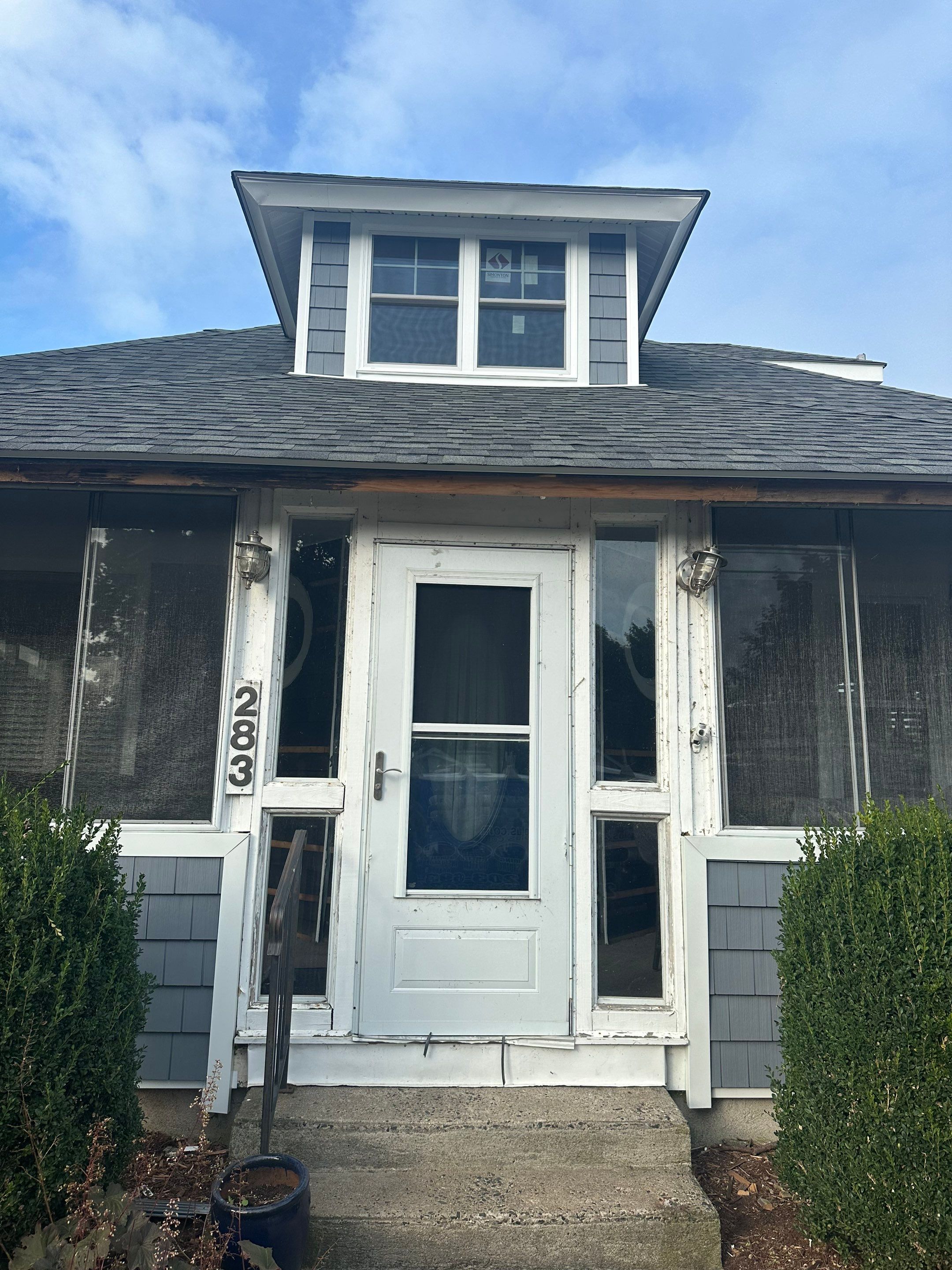 Residential Roofing Installation using Owens Corning TruDefinition Duration - Estate Gray & Flagstone Cedar Impressions by A Plus Exterior
