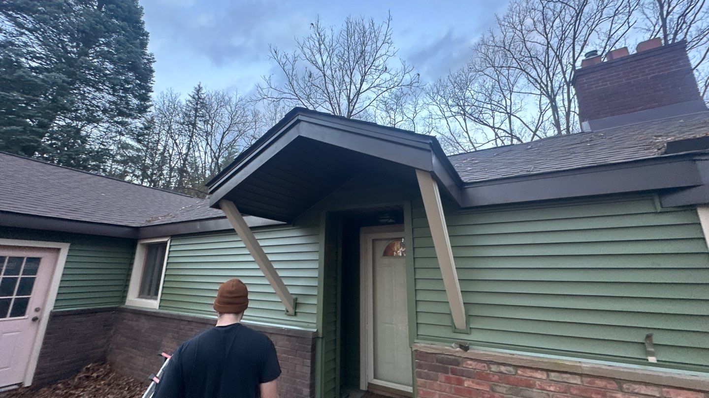Siding Replacement using CertainTeed Restoration Classis D4 by 180 Contractors