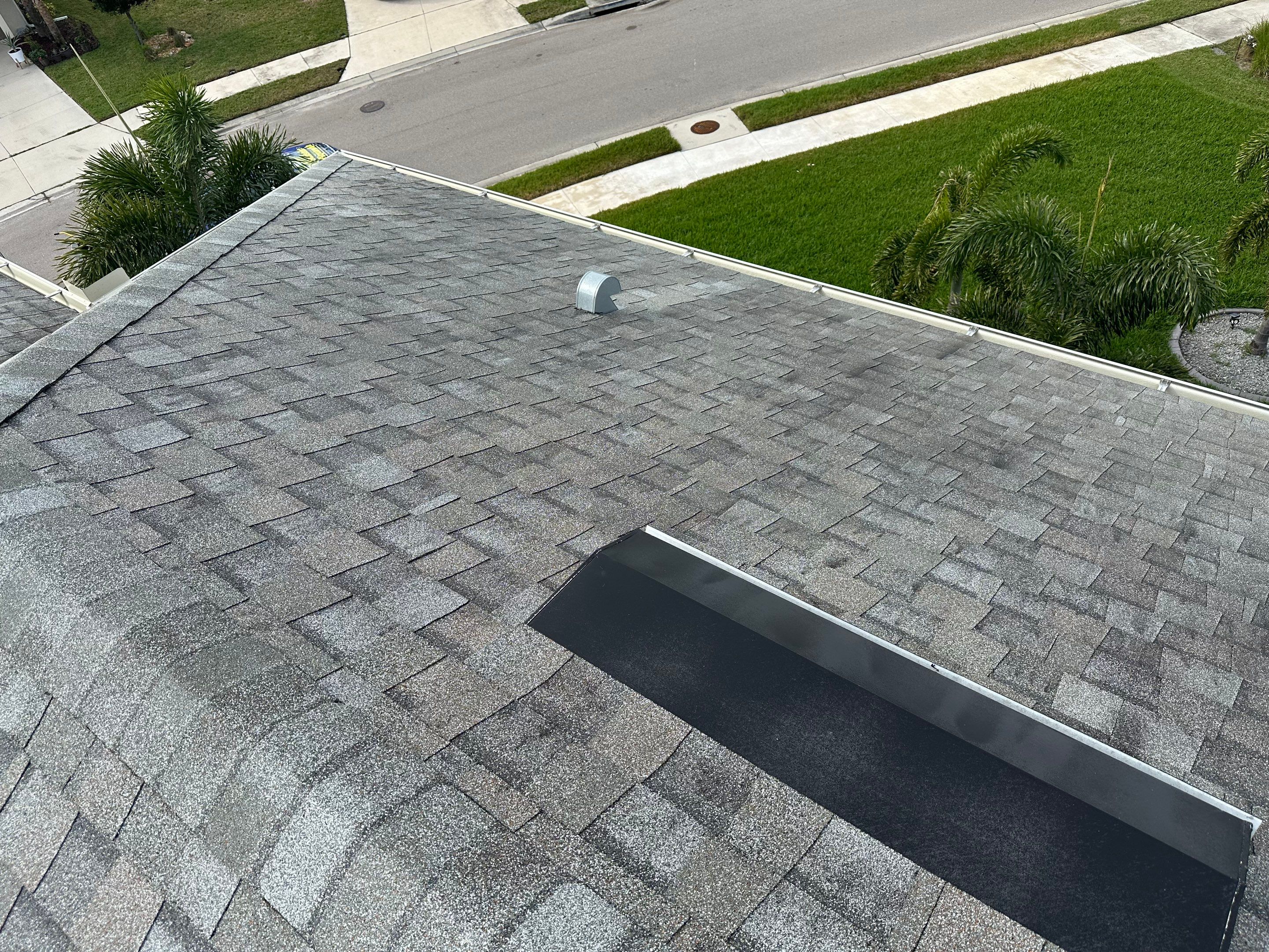 Roof Cleaning, Driveway Cleaning & Paver Patio Cleaning in Willow Palms Estates, Palmetto, FL | Sunshine AquaWash by Sunshine AquaWash
