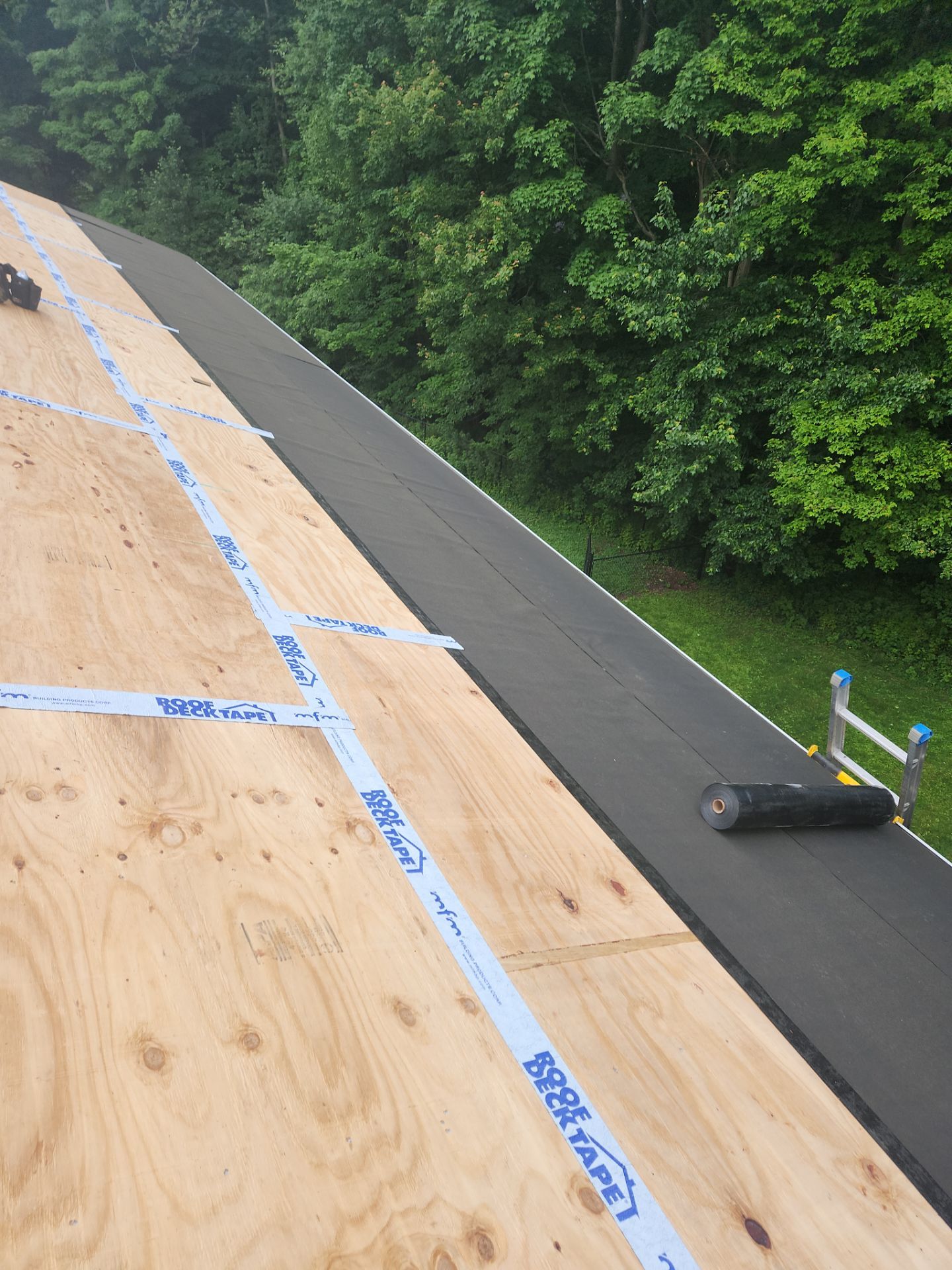 Residential Roofing Installation using Owens Corning TruDefinition Duration AR - Williamsburg Gray by A Plus Exterior