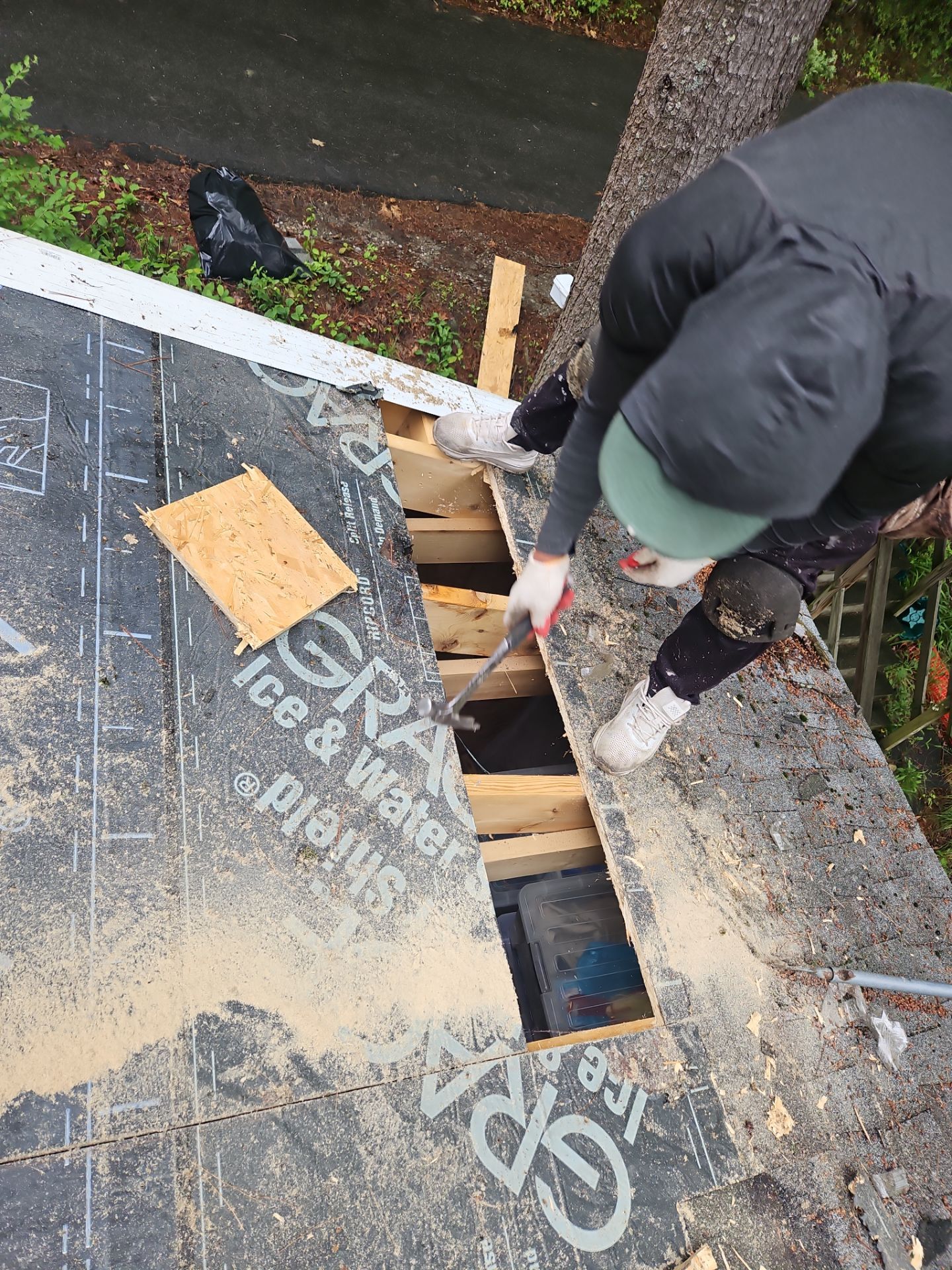 Leak Repair & Roof Wash – Groton, MA by Mighty Dog Roofing of Greater Middlesex County