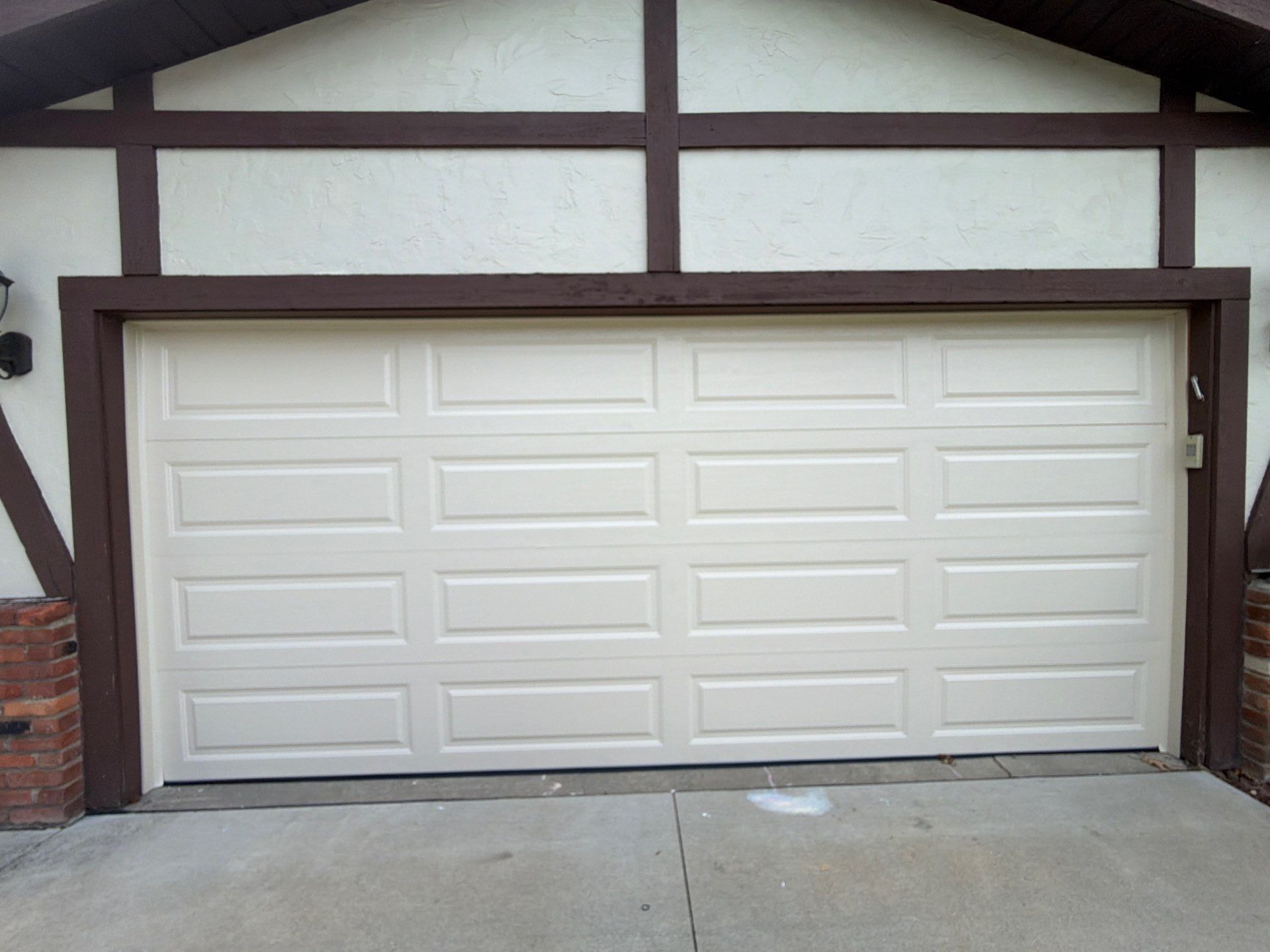 Garage Door Replacement for Solon Ohio Residence by Ohio Garage Door Repair