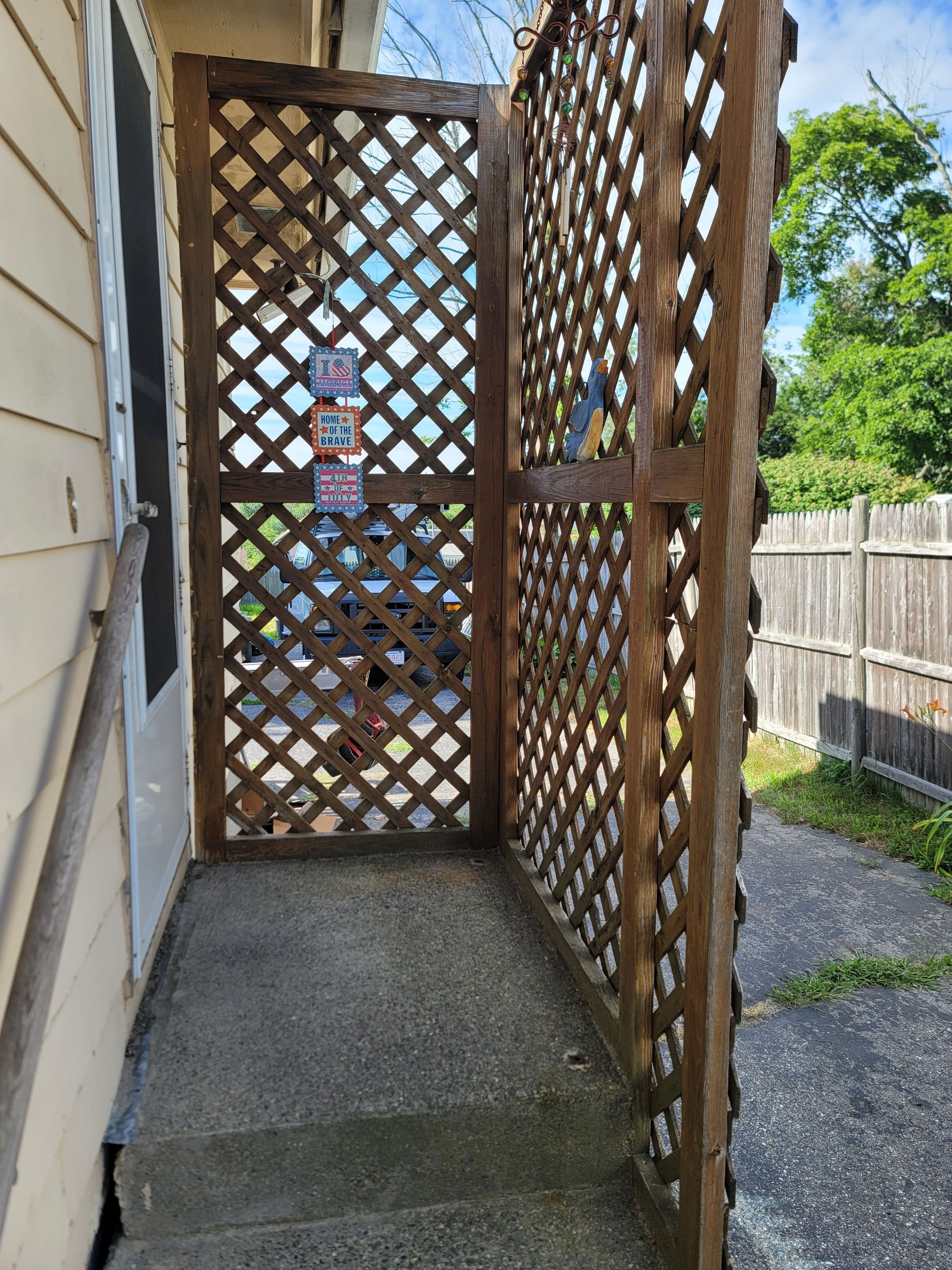 Siding Installation using Everlast Composite Siding by UBrothers Construction