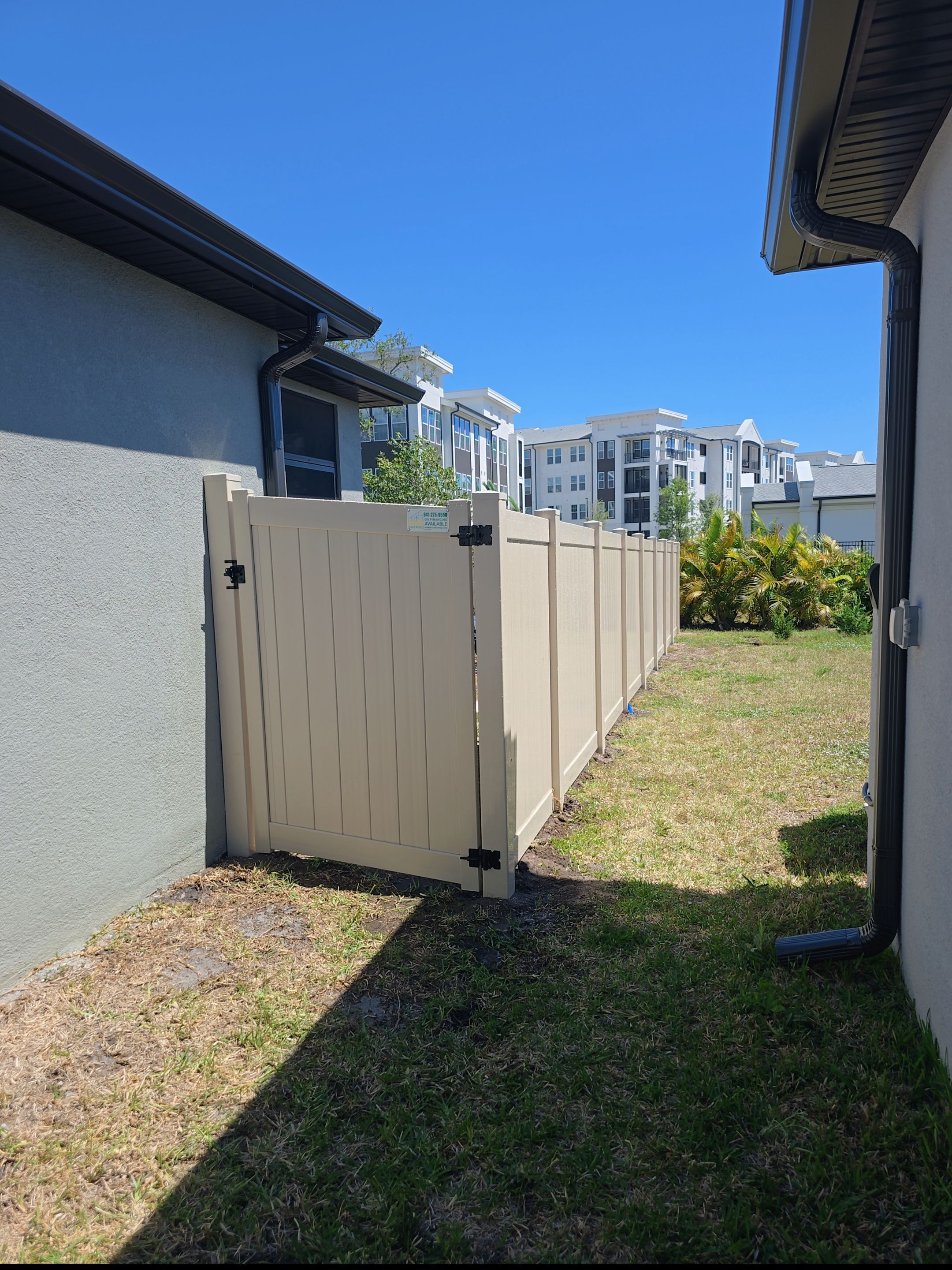 Vinyl Install in City of Venice by True Fence LLC