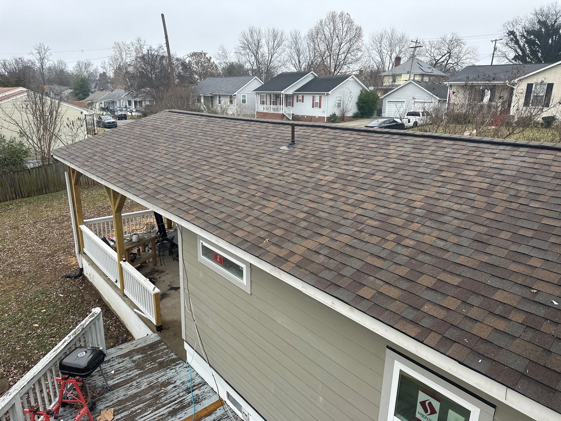 Owens Corning Duration in Teak by Undersun Roofing 