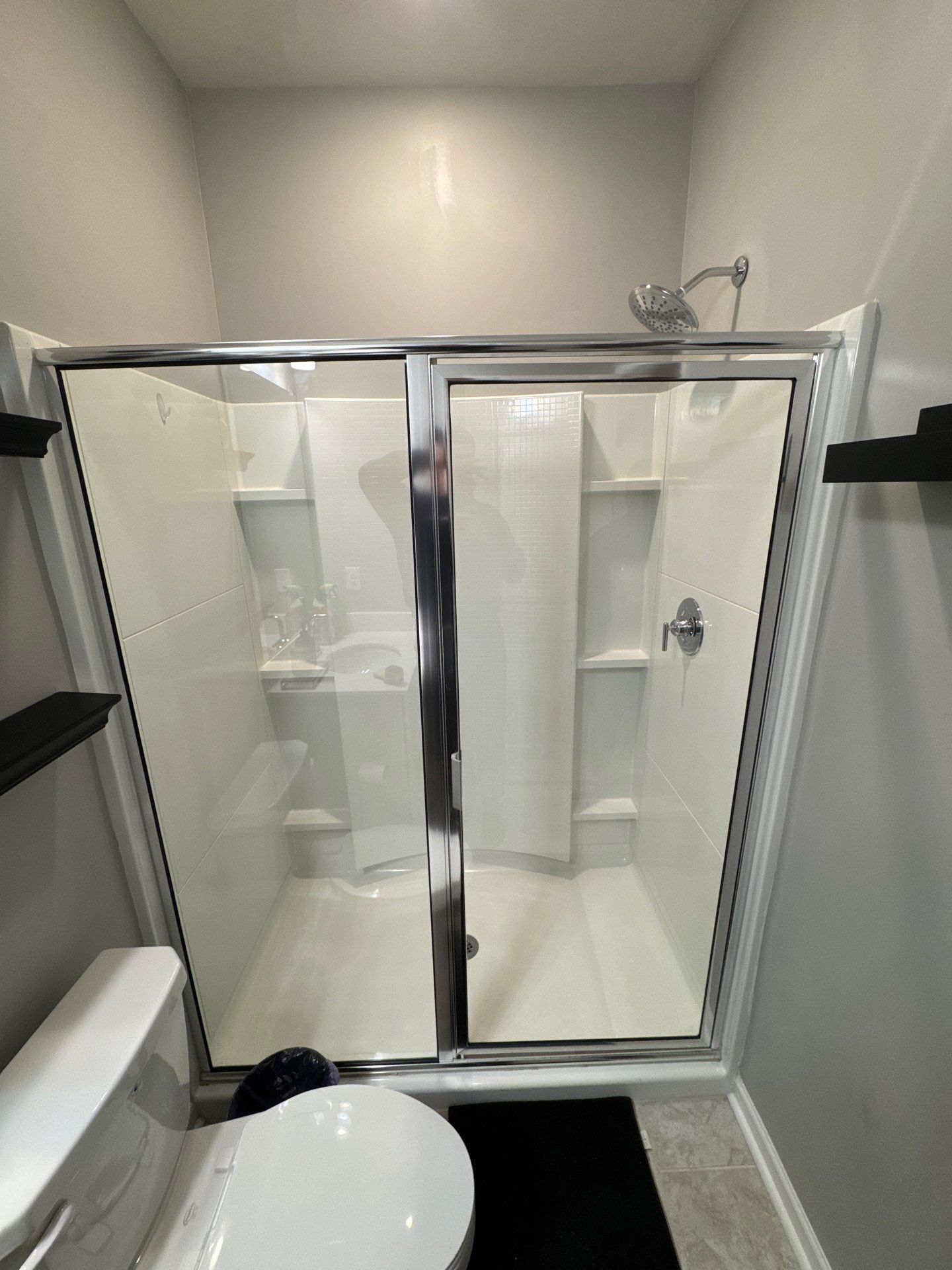Tub to walk-in shower conversion by Prudencio