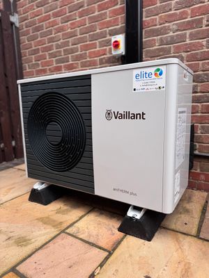 π Benchmark Heat Pump Installation β Open Loop, Weather Compensation Only π