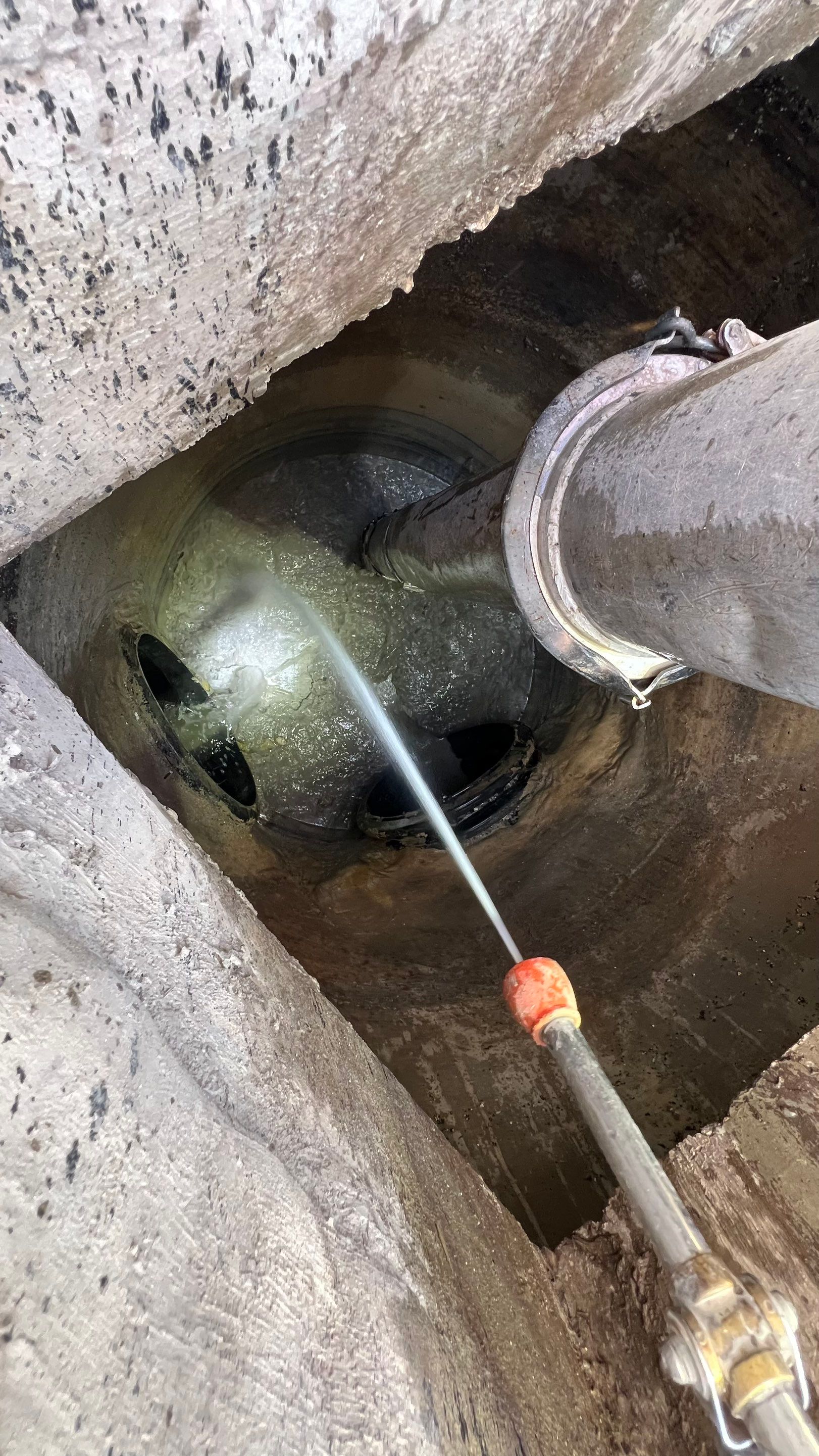 New Construction Condo Community Stormwater System Maintenance  by APS Power & Water