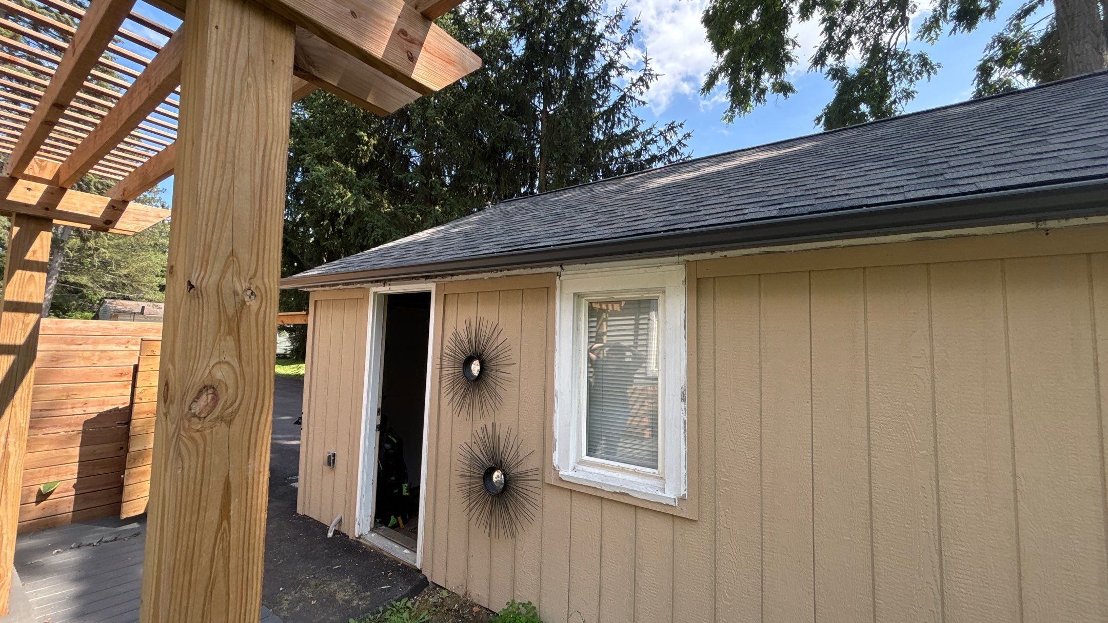 Roof Replacement using Owens Corning Peppercorn by 180 Contractors