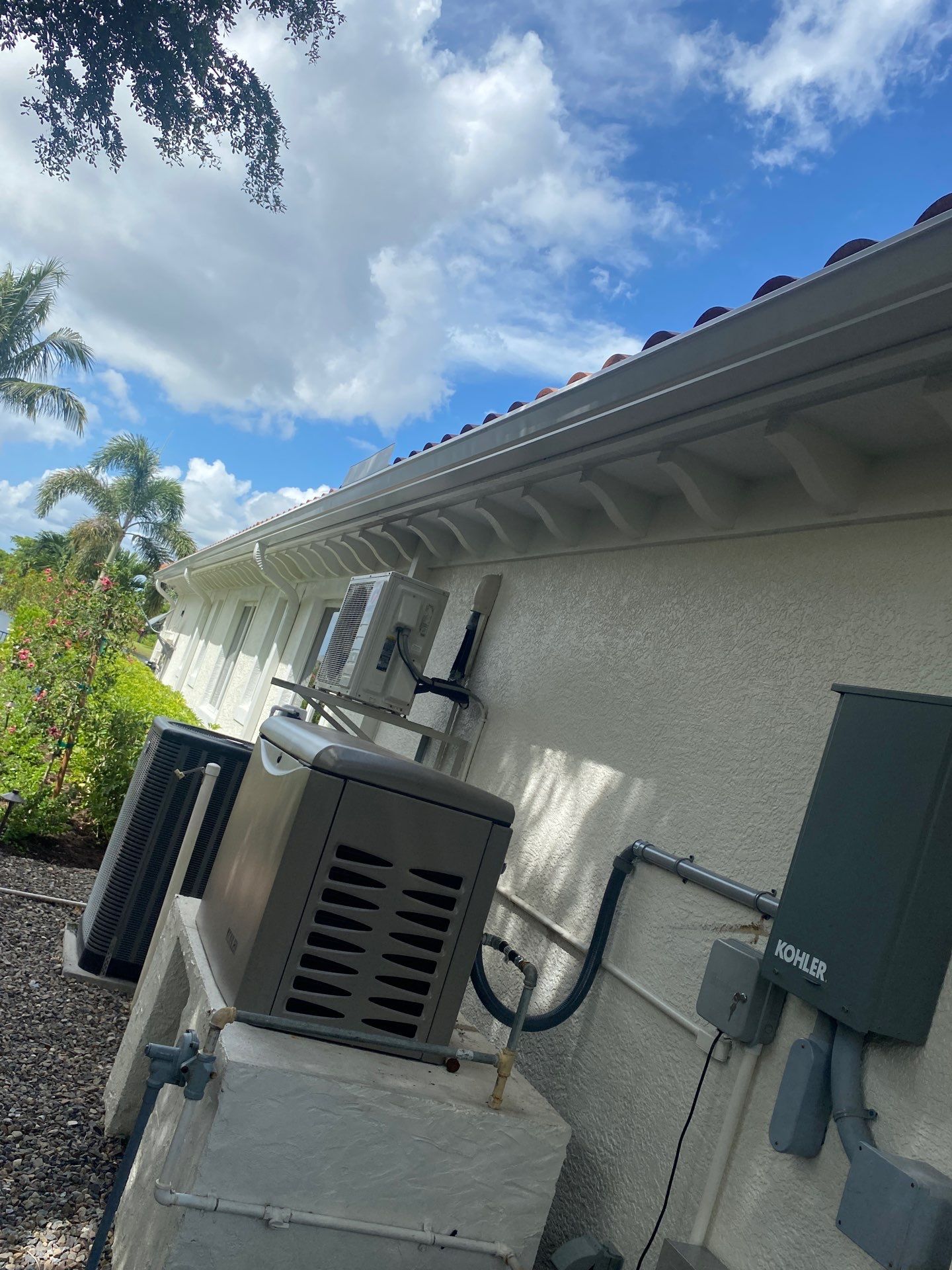 7-Inch Seamless Gutters Installed in Fort Myers FL by Gutter Professors