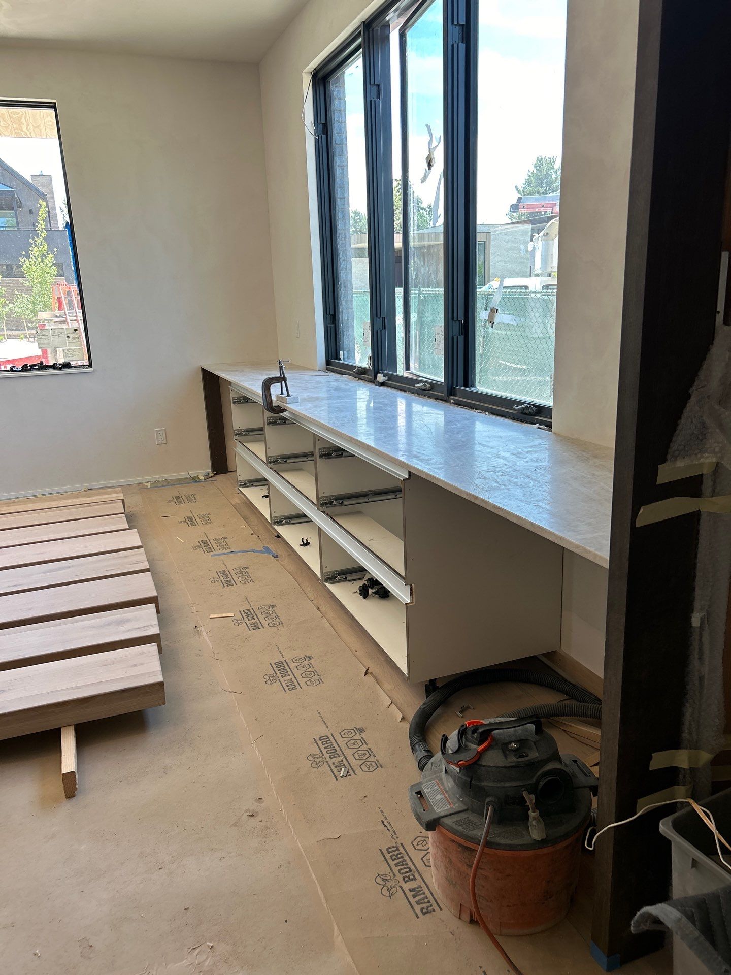 Denver Kitchen, Bath, Home Entertainment, and Closet Install by Concept 32, Inc.