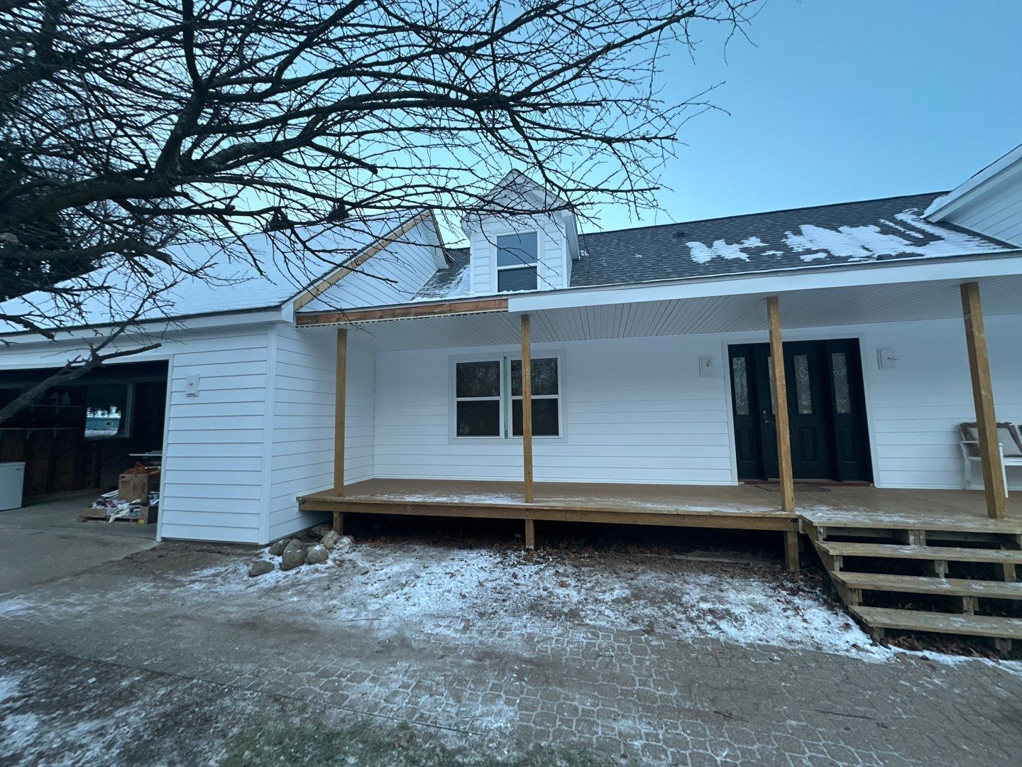 Siding Replacement using Ascend 7" Composite by 180 Contractors