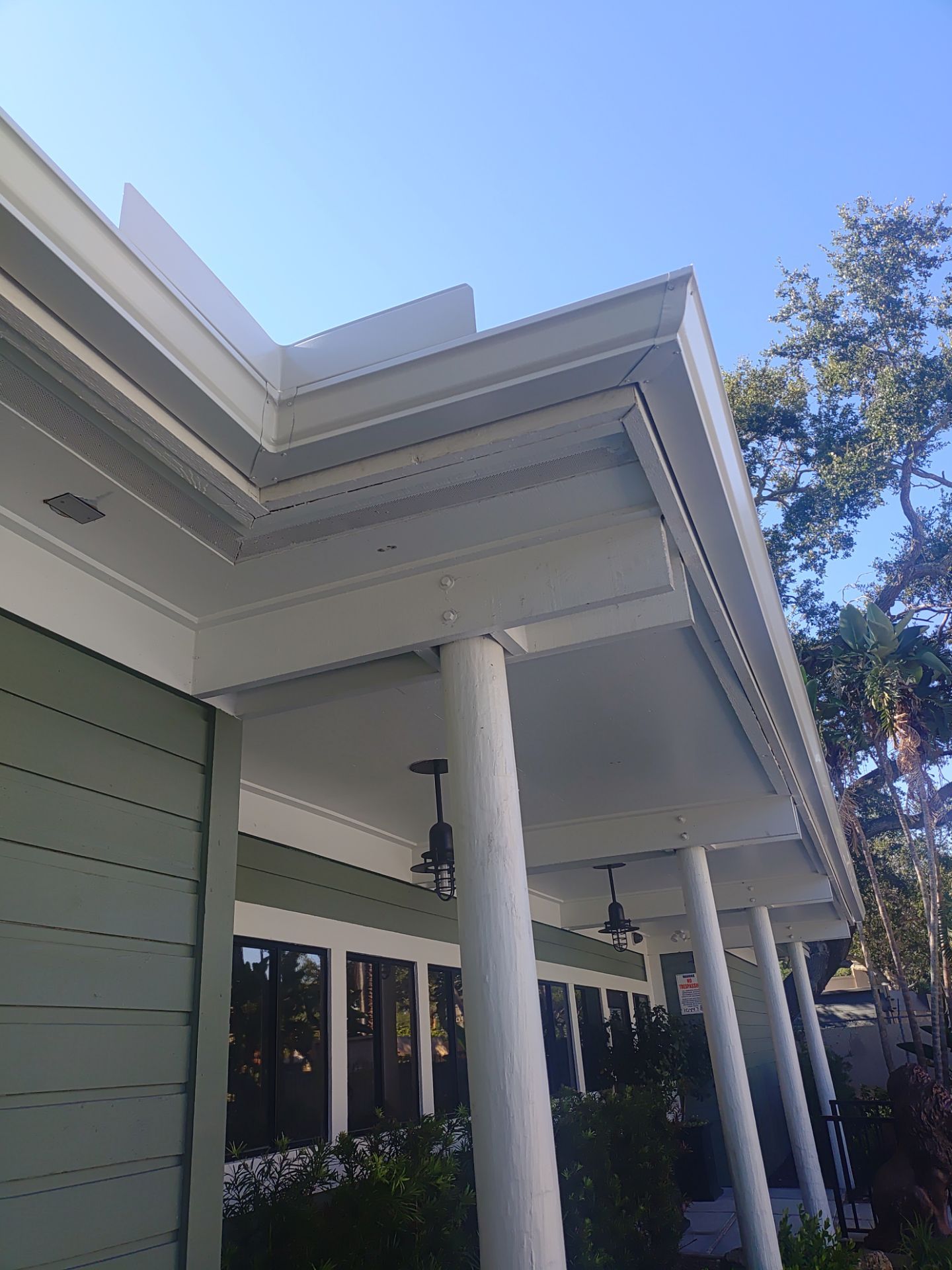 7-Inch Seamless Gutters Installed in Sarasota FL by Gutter Professor by Gutter Professors