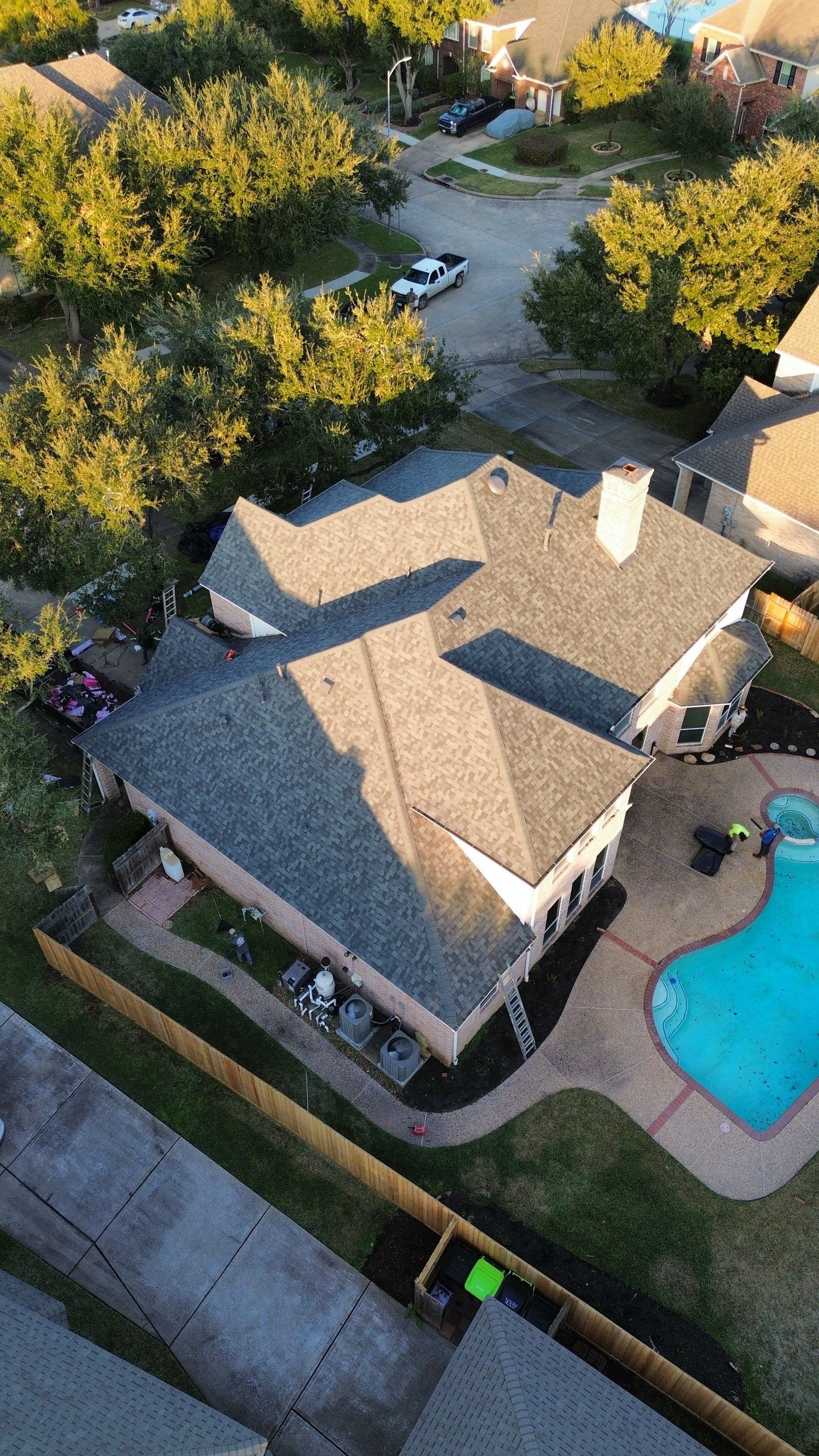 OC Duration Estate Gray by HHH Roofing & Construction