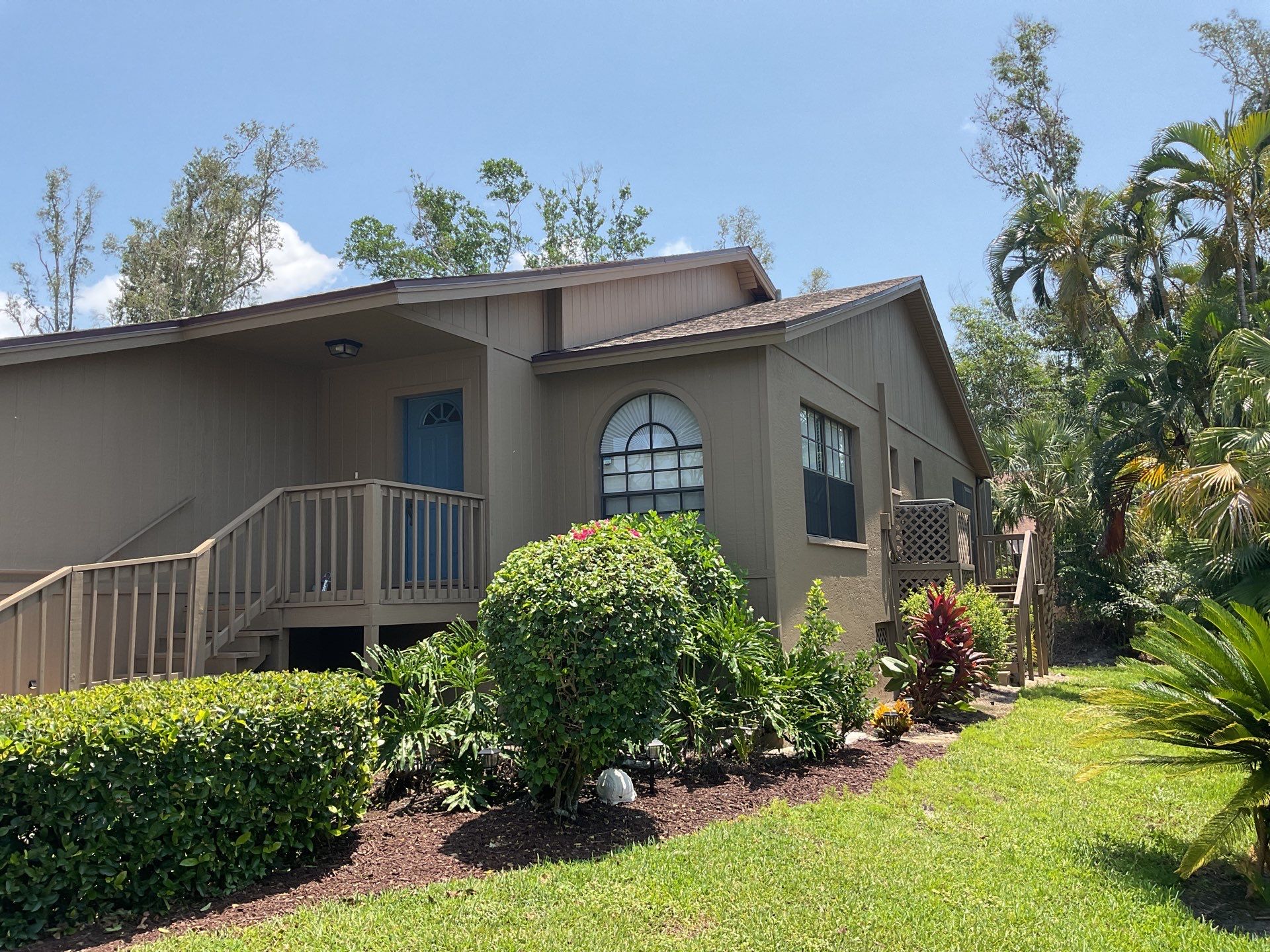 Gutter Guard and Cleaning Maintenance in Fort Myers FL by Gutter Professors