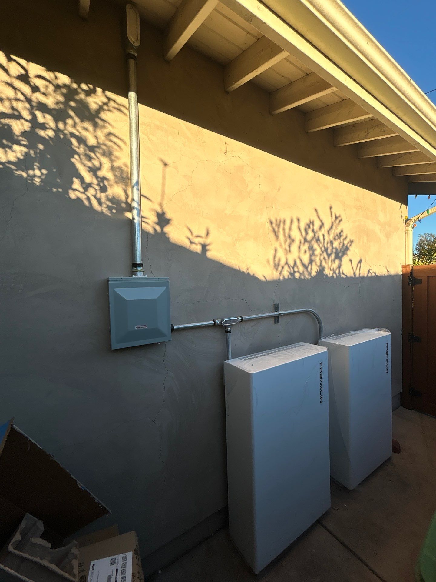 Residential Solar With FranklinWH Batteries by Sunrise 805