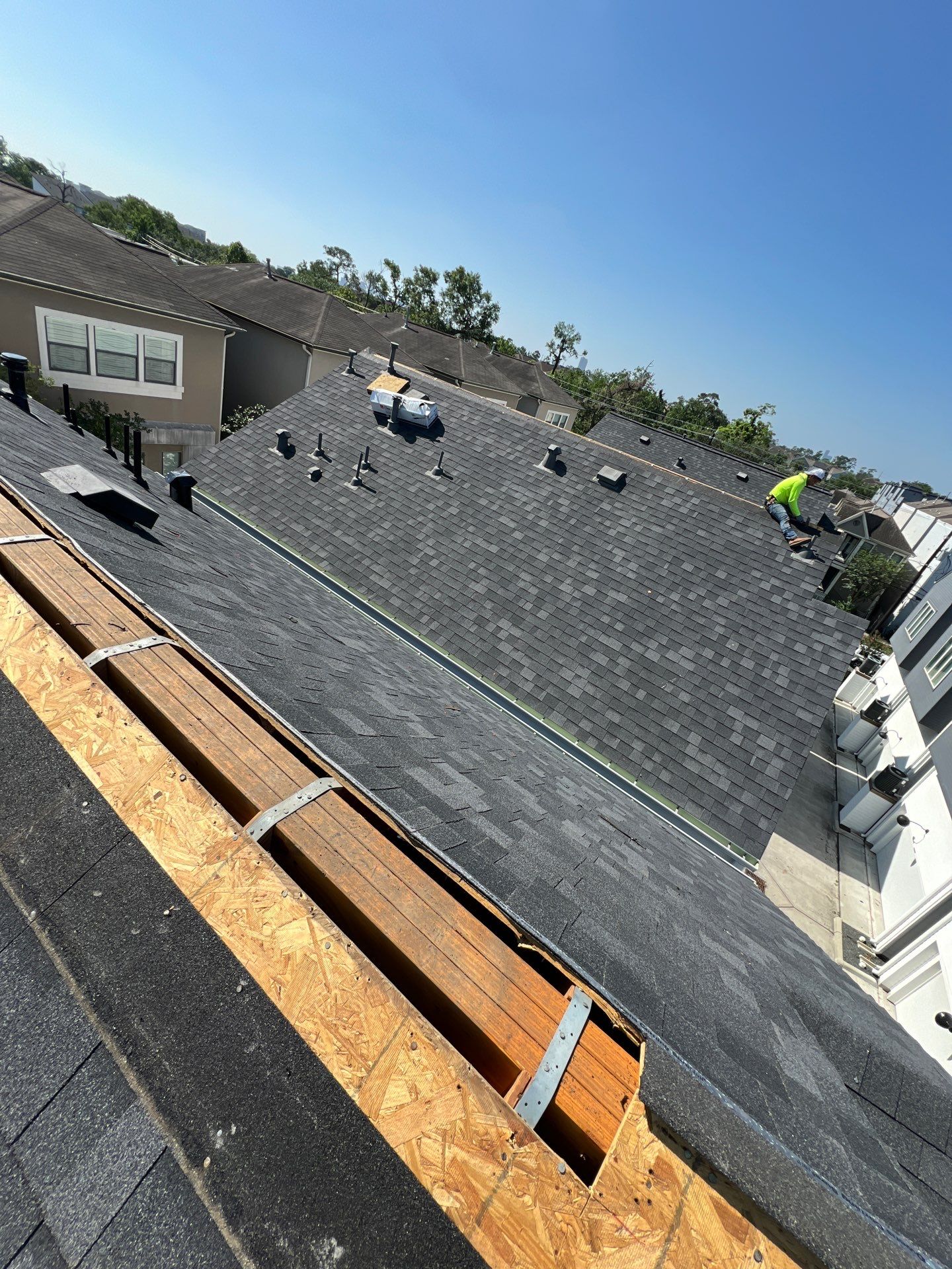 Roof Replacement Houston by Roof Repair Company
