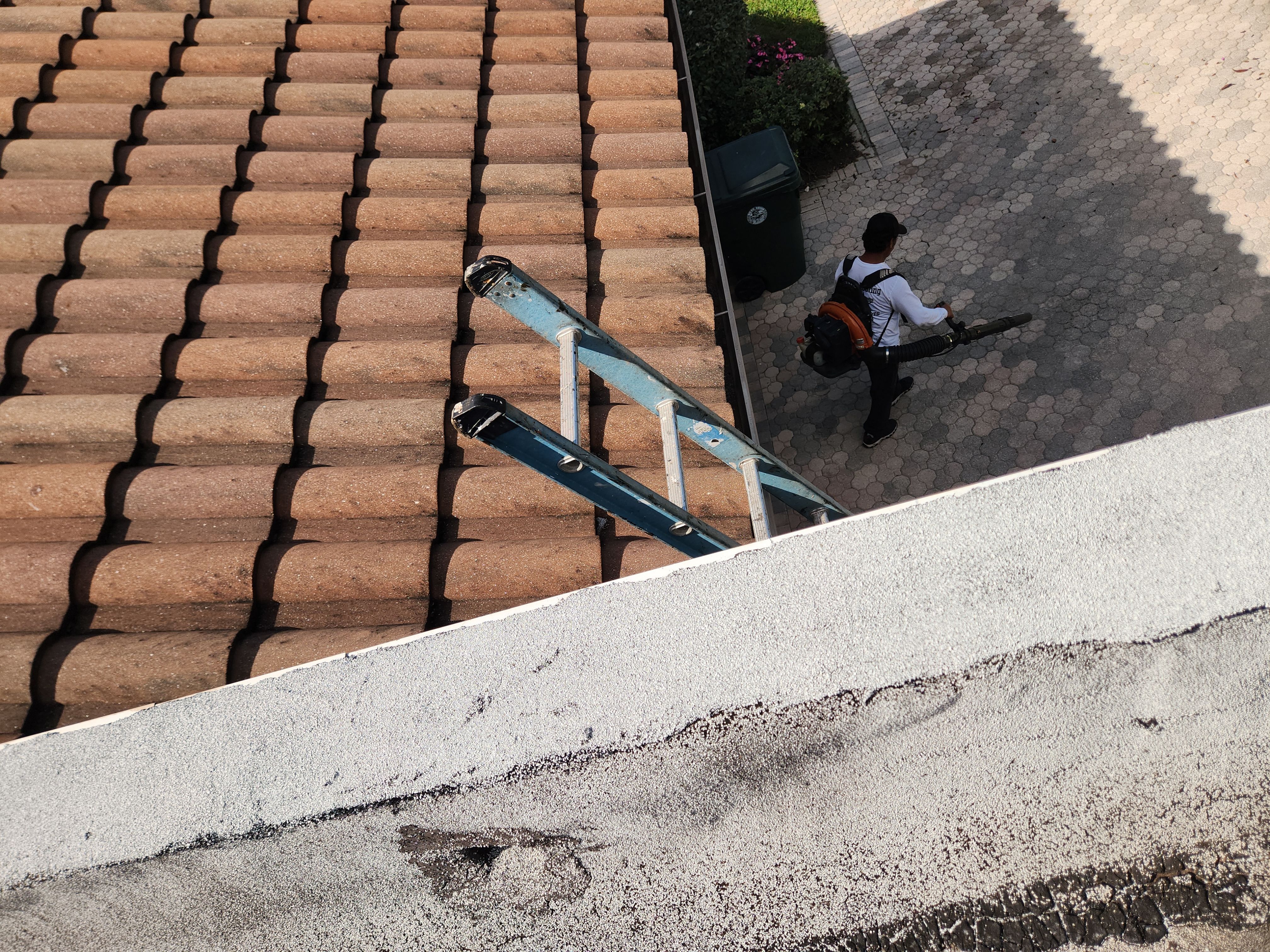 Flat Roof Waterproofing and Silicone Coating in Boca Raton by Aastro Roofing