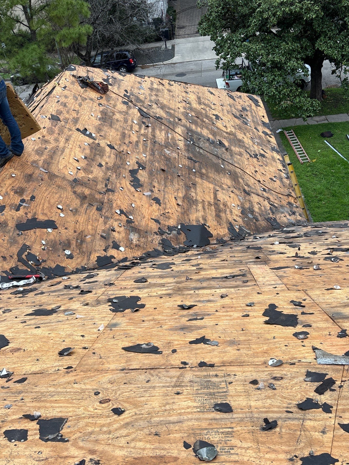 Roof Replacement Houston by Roof Repair Company