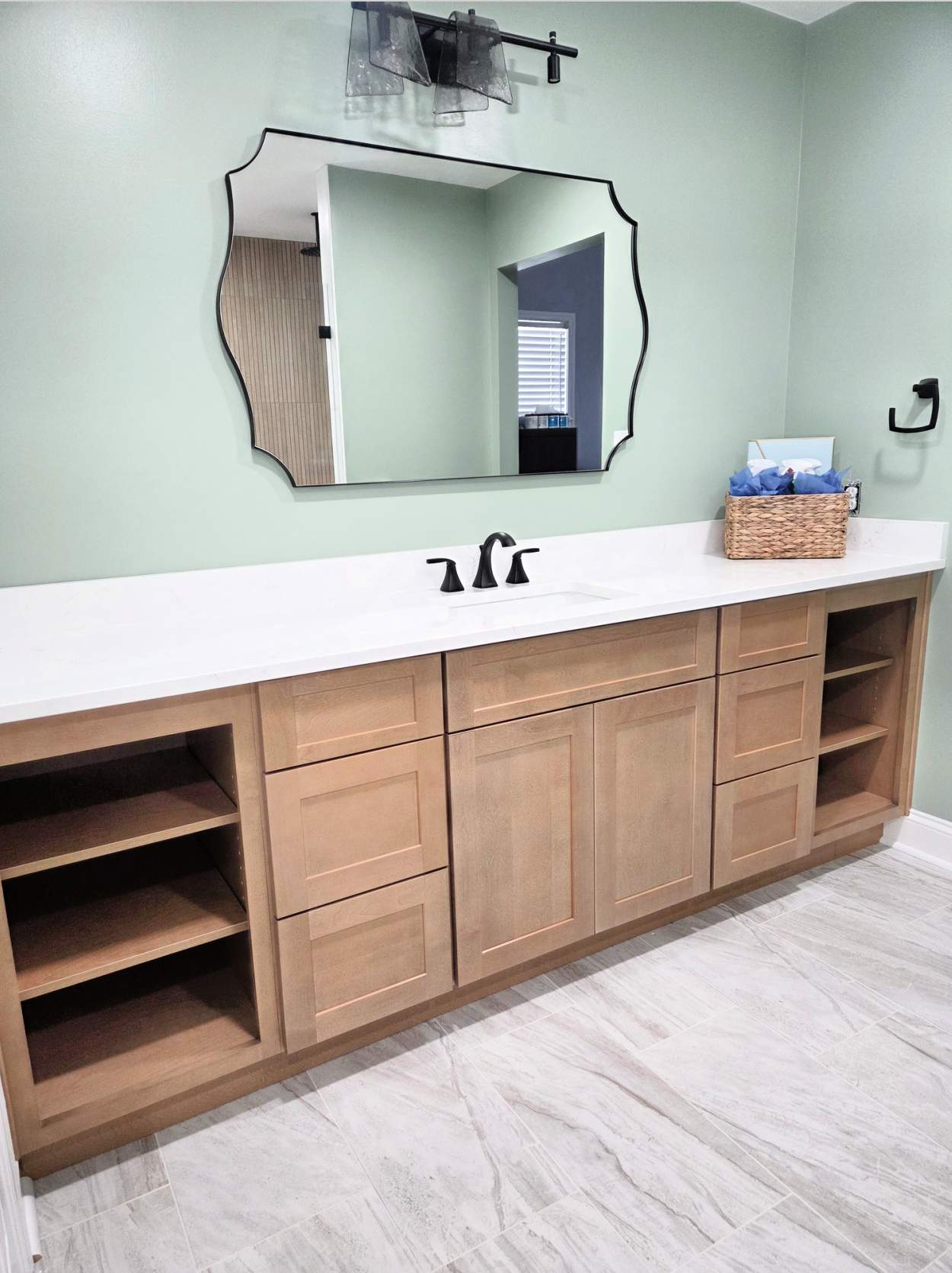 Wright Master Bath by Integrity Tile and Home LLC