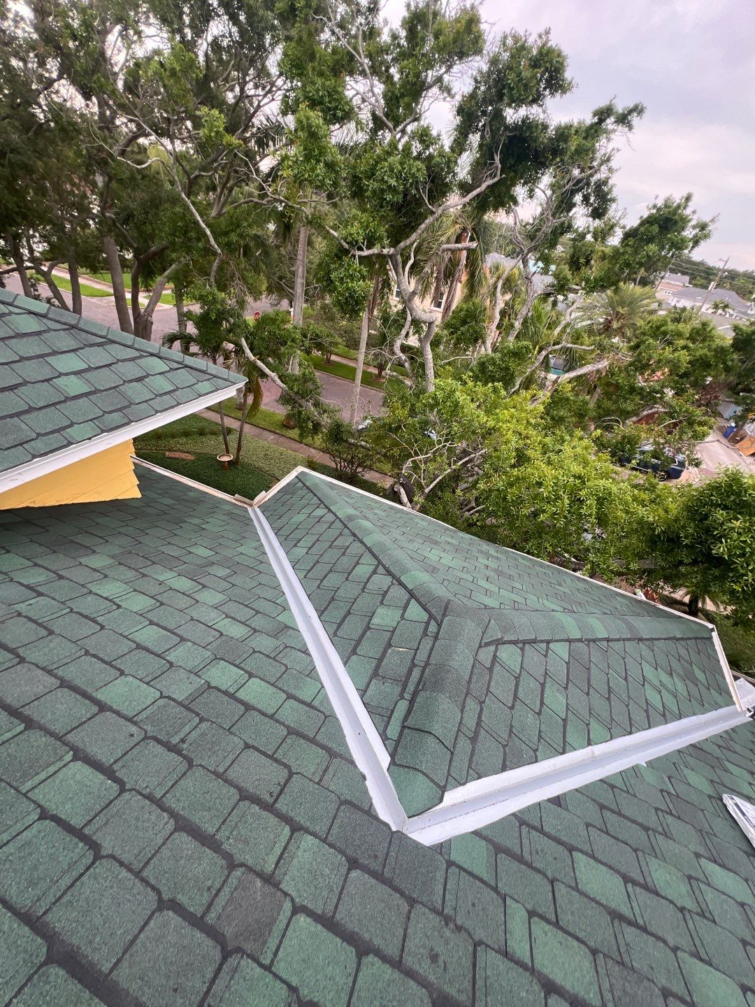 Project in St. Petersburg 33704 by Mitchell Roofing Company LLC 