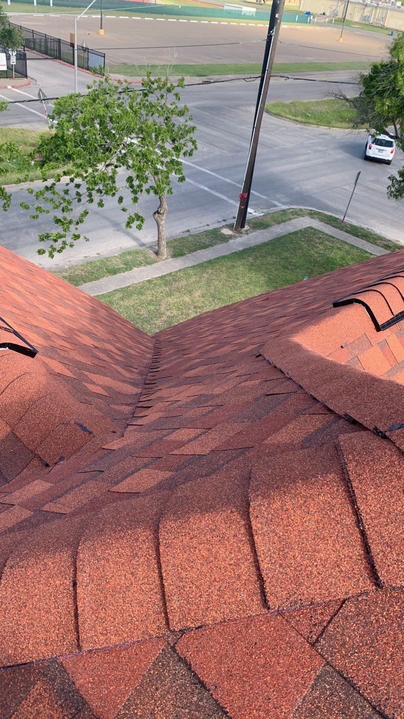 Sinton ShowStopper by Bayfront Roofing and Construction