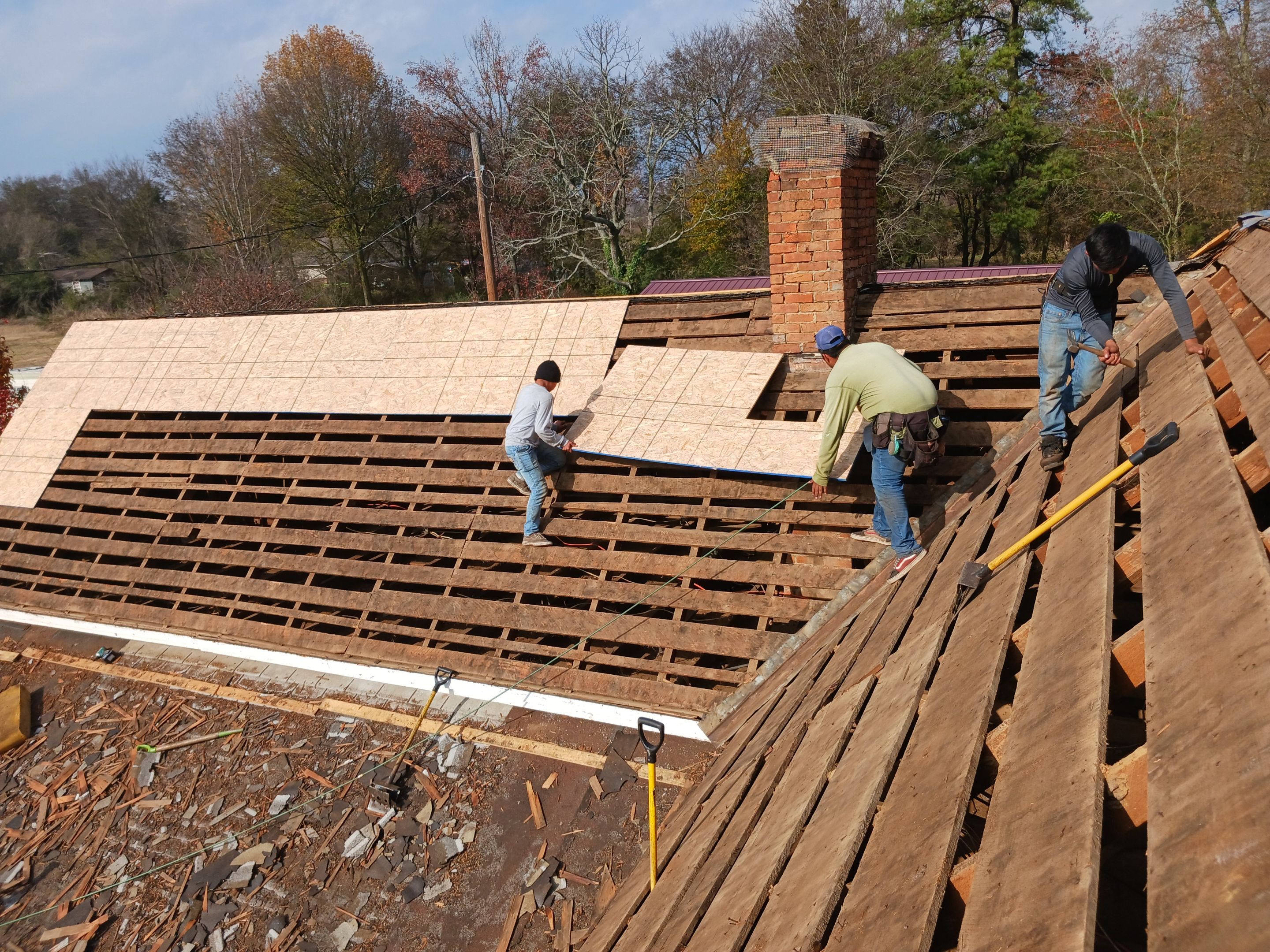 Residential Roof Replacement in Nashville, AR by Hostetler Roofing