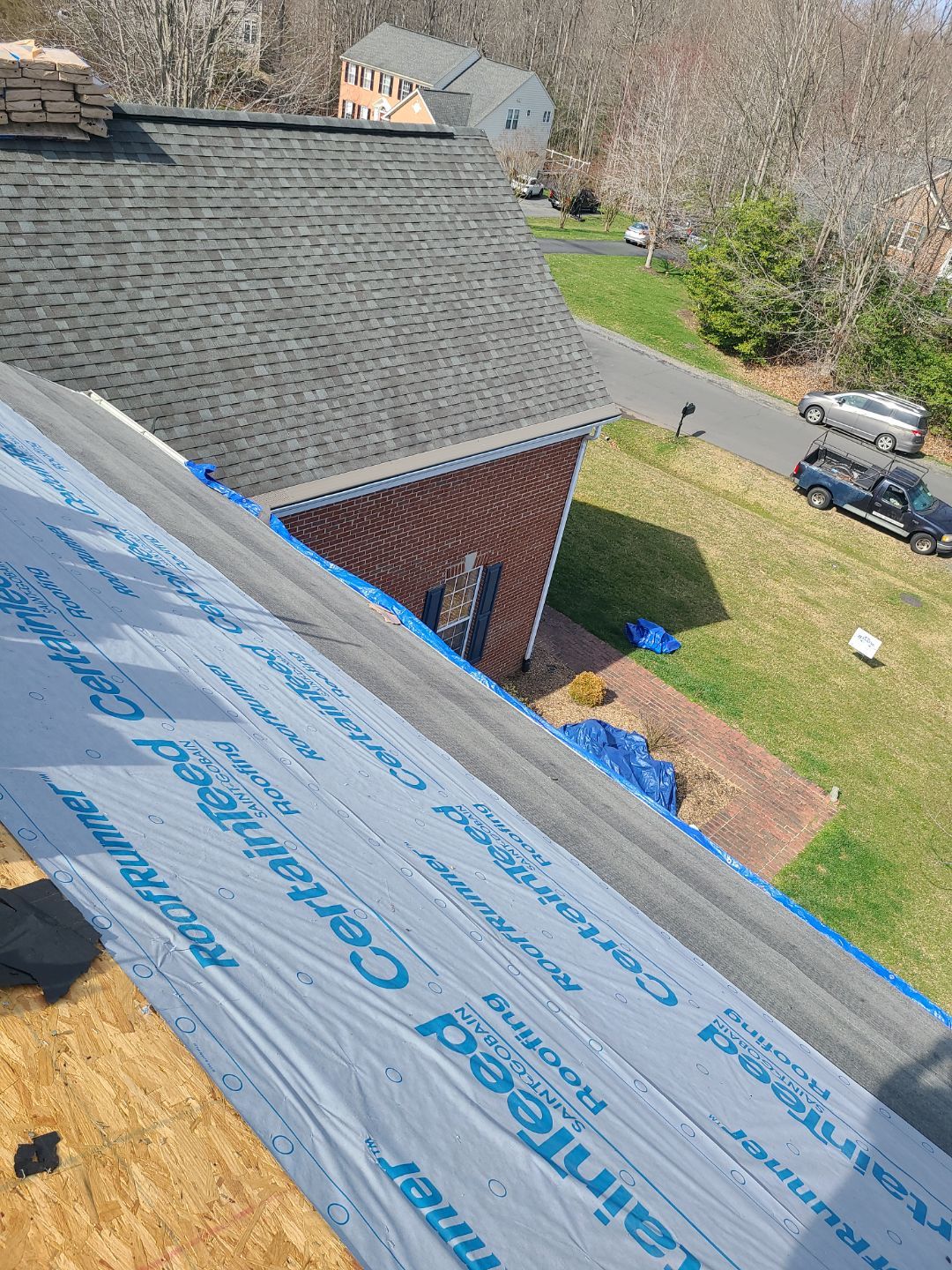 Manassas Landmark Pro Roof in Max Def Charcoal Black by RM Banning, Inc.