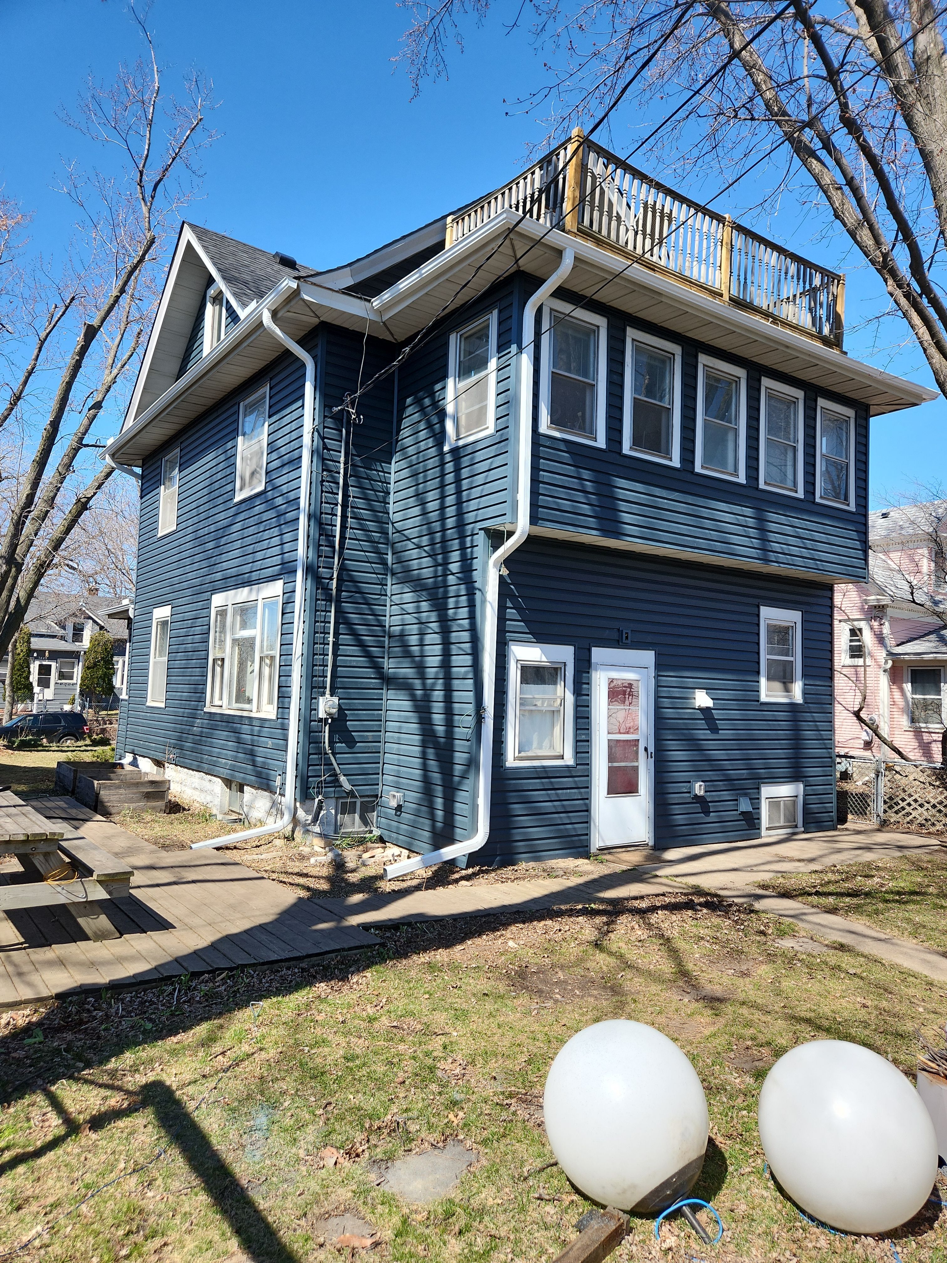 5" Gutters in Minneapolis by Next Level Seamless Gutters / Exteriors Inc.